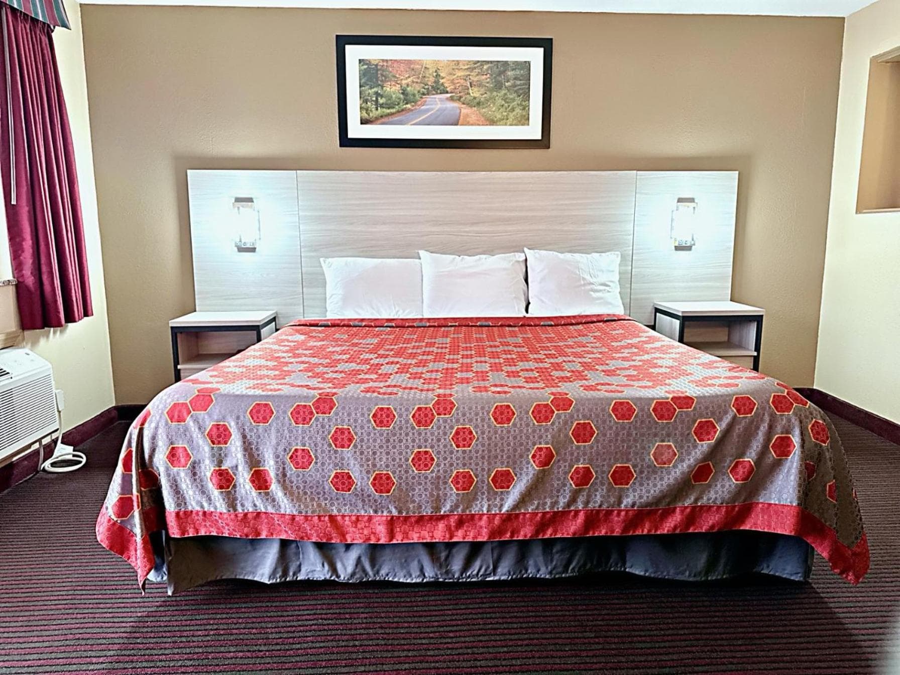 Travel Inn & Suites Flemington interior in Flemington, NJ — gallery photo 2
