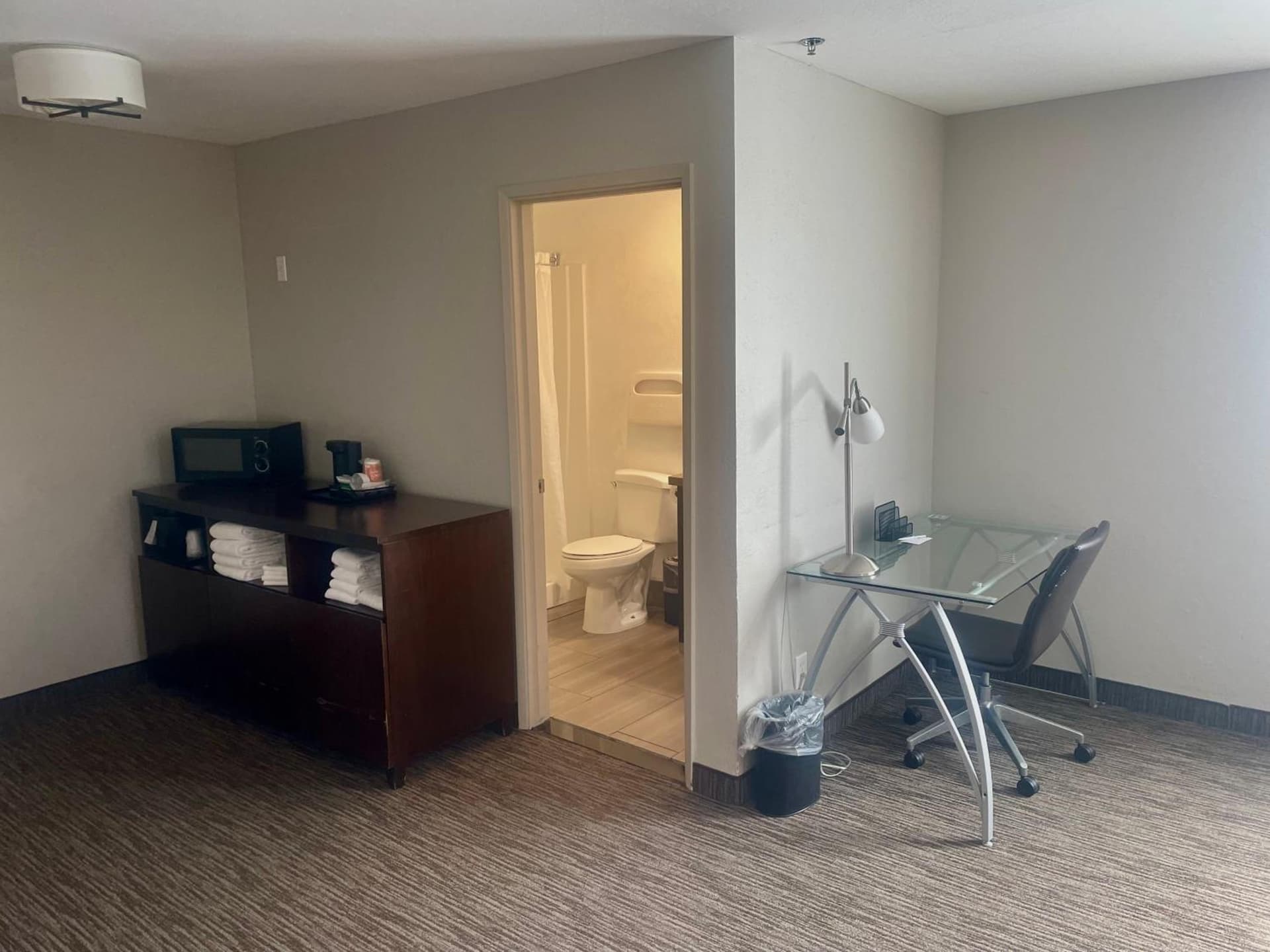 Country Inn & Suites by Radisson, Bakersfield, CA gallery photo in Bakersfield, CA — image 41