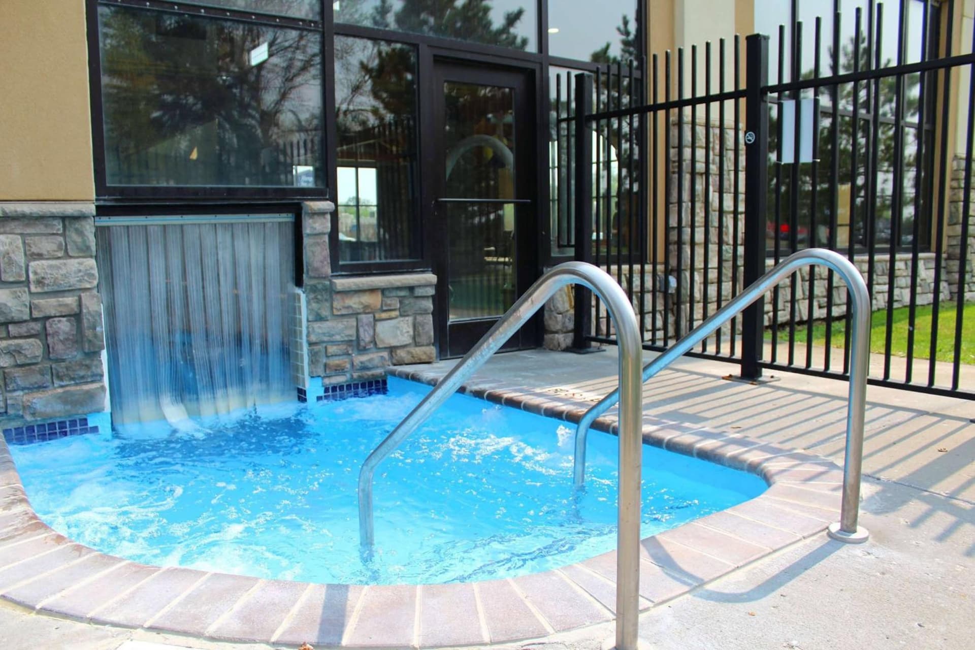 SouthShore Hotel on Lake Bemidji, Trademark Coll by Wyndham property views in Bemidji, MN — gallery photo 3