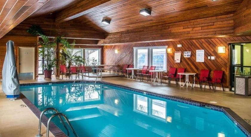 Econo Lodge gallery photo in River Falls, WI — image 5