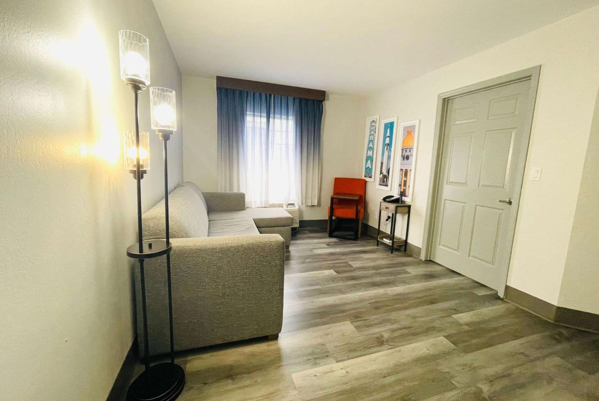 La Quinta by Wyndham Birmingham Homewood gallery photo in Birmingham, AL — image 38