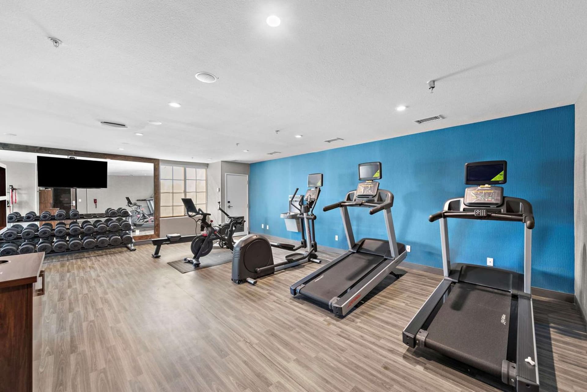 Hampton Inn by Hilton Calexico property views in Calexico, CA — gallery photo 3