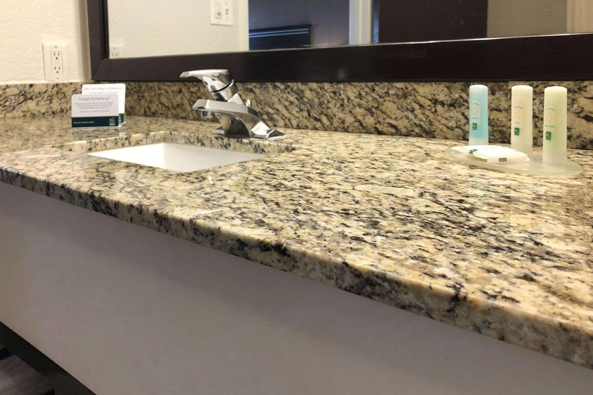 Quality Inn & Suites Denver International Airport gallery photo in Denver, CO — image 25