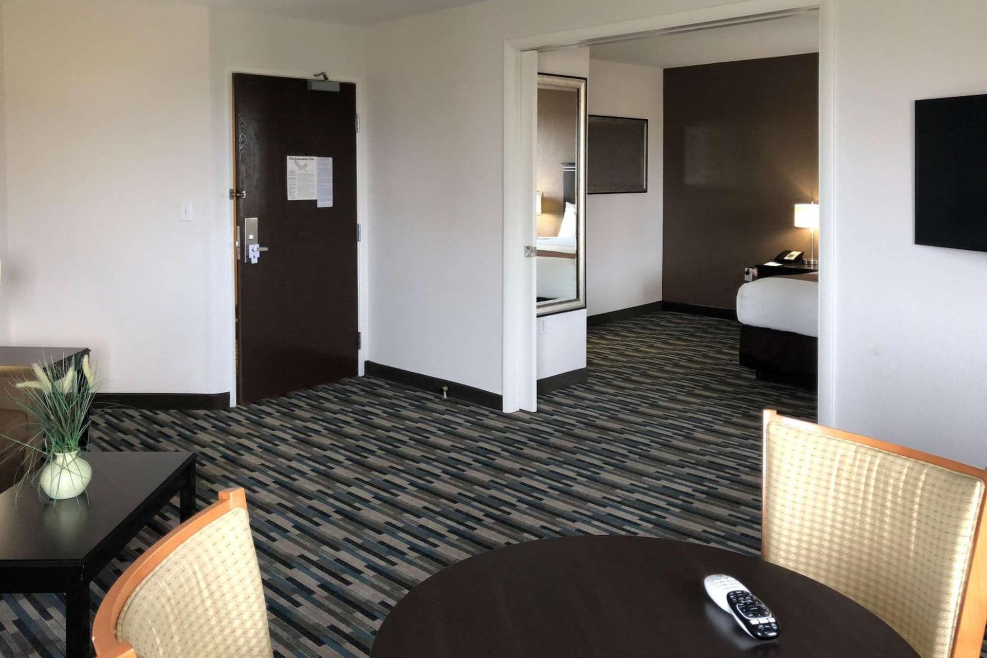 Quality Inn & Suites Denver International Airport interior in Denver, CO — gallery photo 2