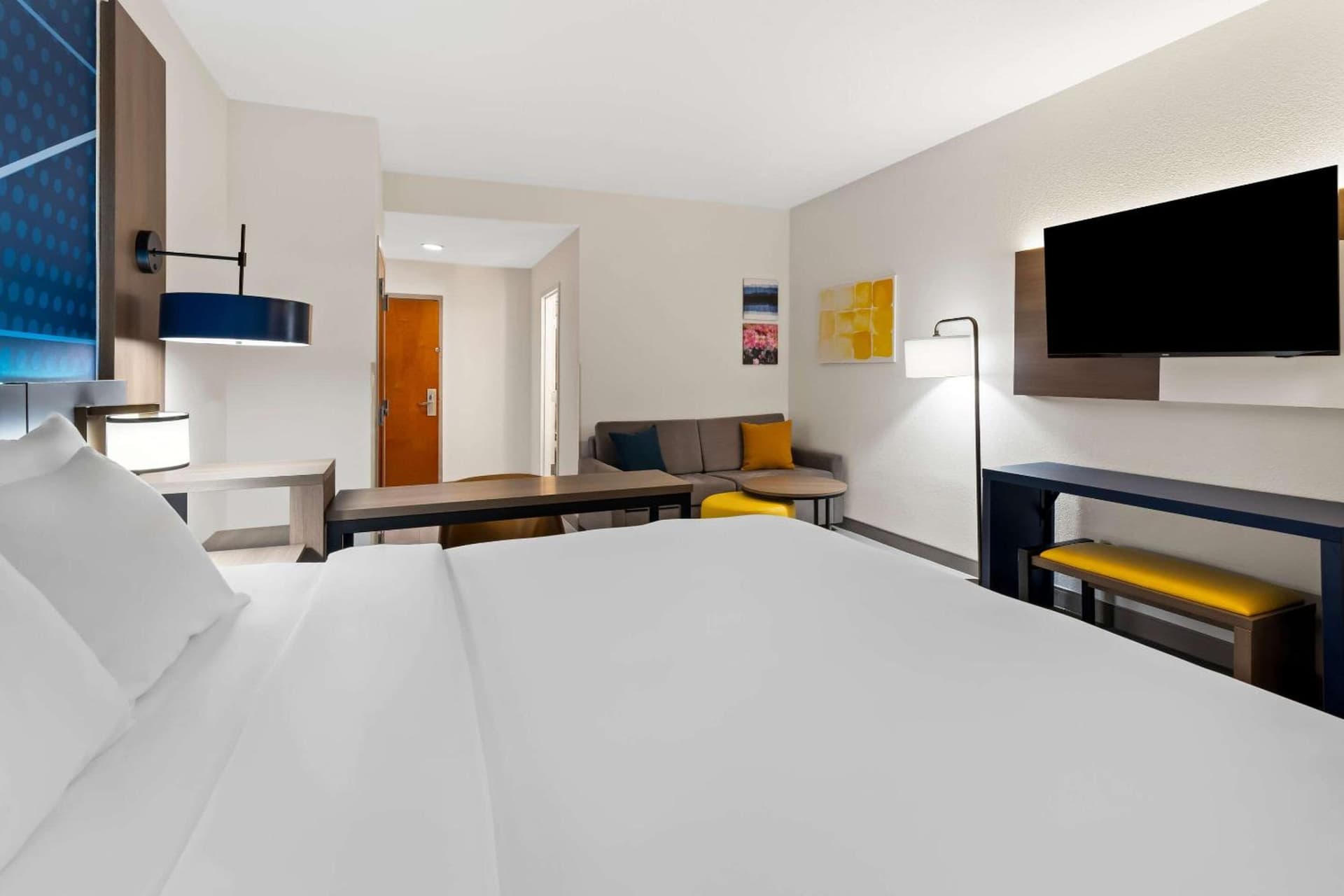 Comfort Suites Augusta Riverwatch gallery photo in Augusta, GA — image 41