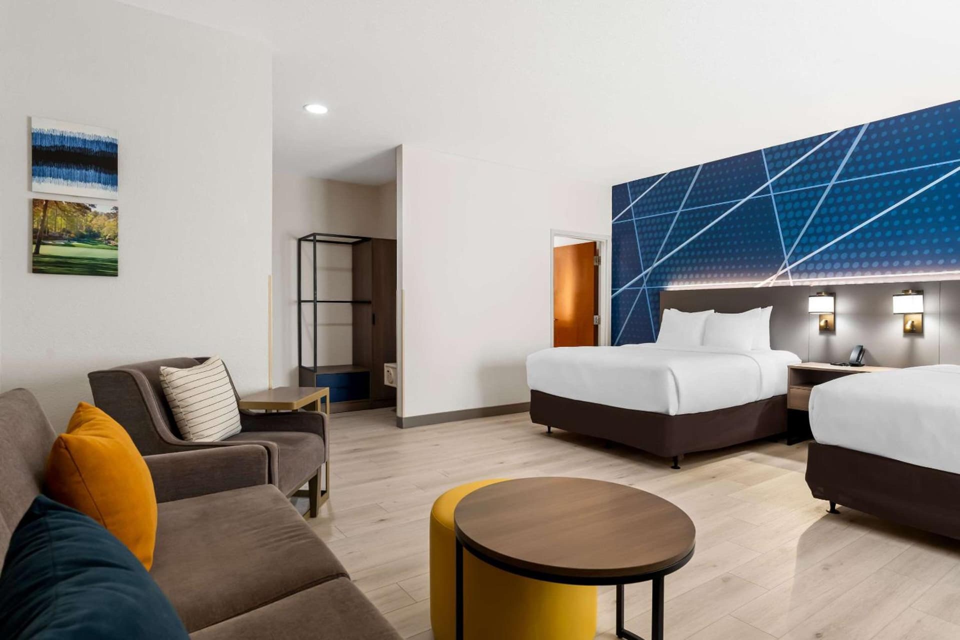 Comfort Suites Augusta Riverwatch gallery photo in Augusta, GA — image 18