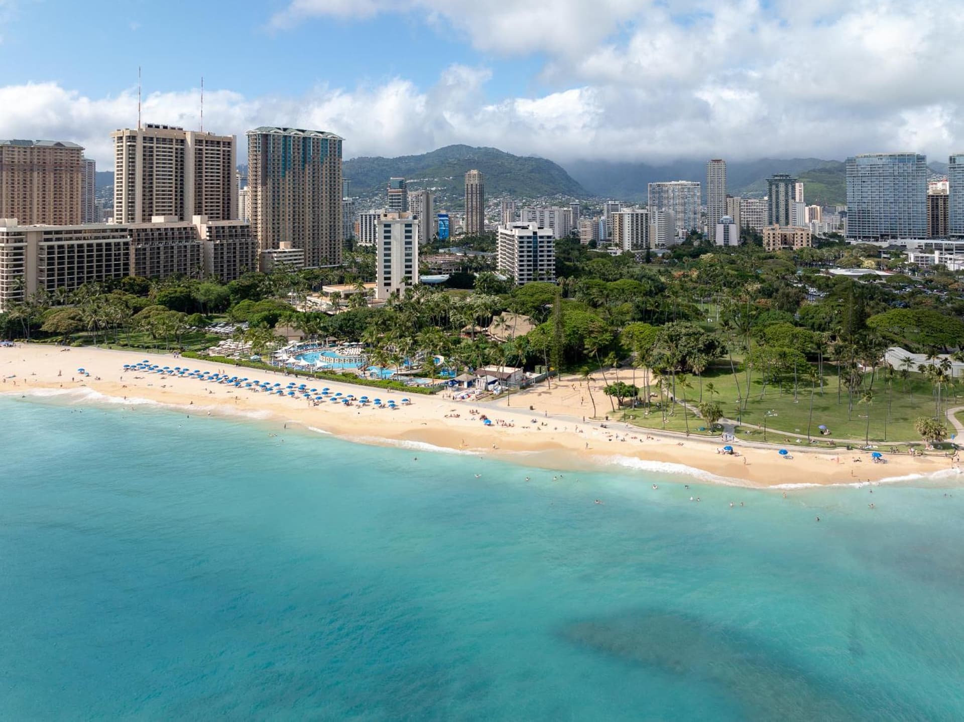 Luana Waikiki Hotel & Suites gallery photo in Honolulu, HI — image 41