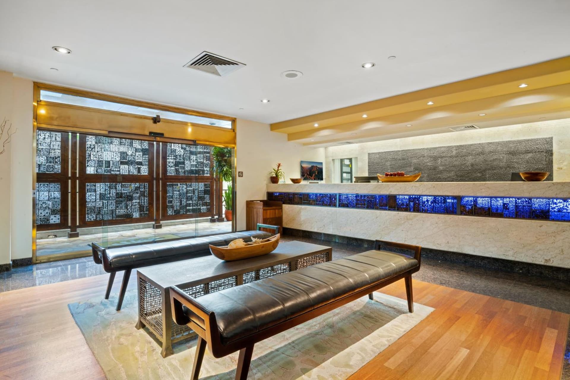 Luana Waikiki Hotel & Suites gallery photo in Honolulu, HI — image 125