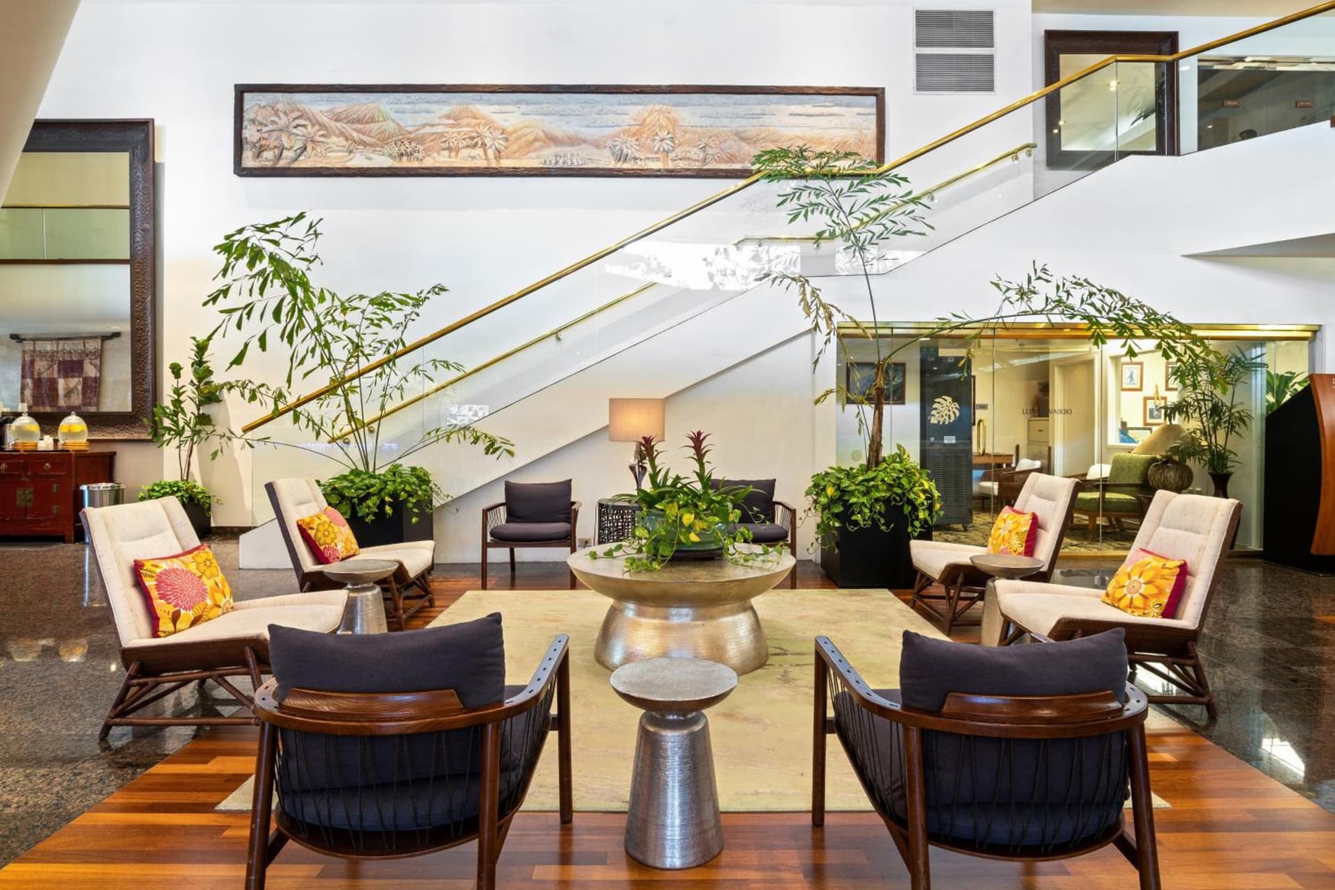 Luana Waikiki Hotel & Suites gallery photo in Honolulu, HI — image 166
