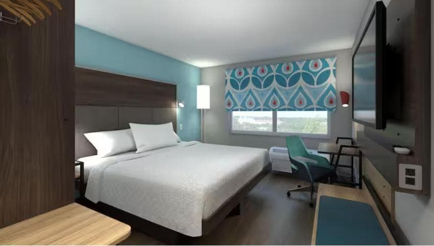 Tru By Hilton Columbia Downtown interior in Columbia, SC — gallery photo 2
