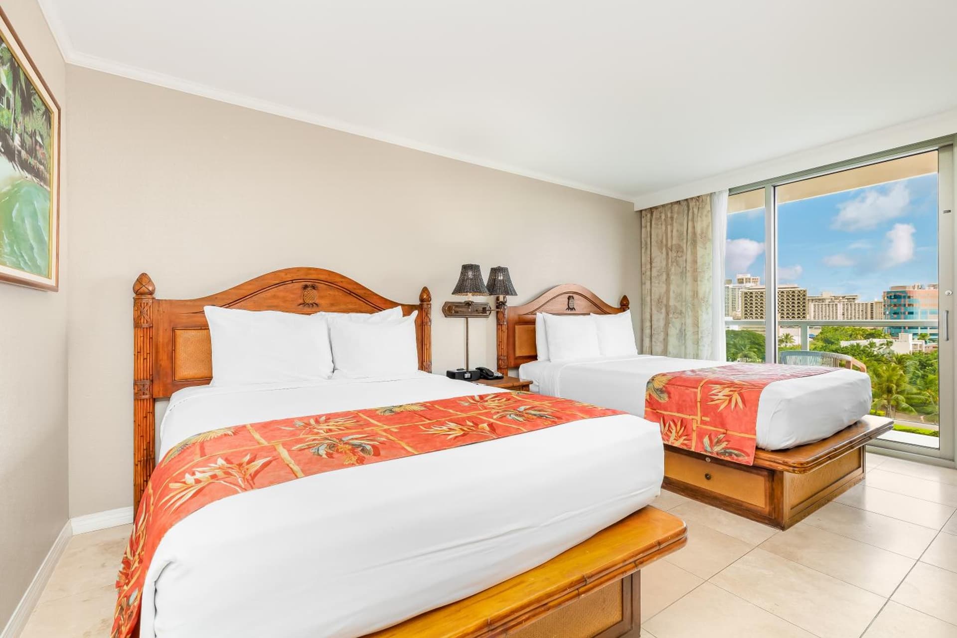 Luana Waikiki Hotel & Suites gallery photo in Honolulu, HI — image 133