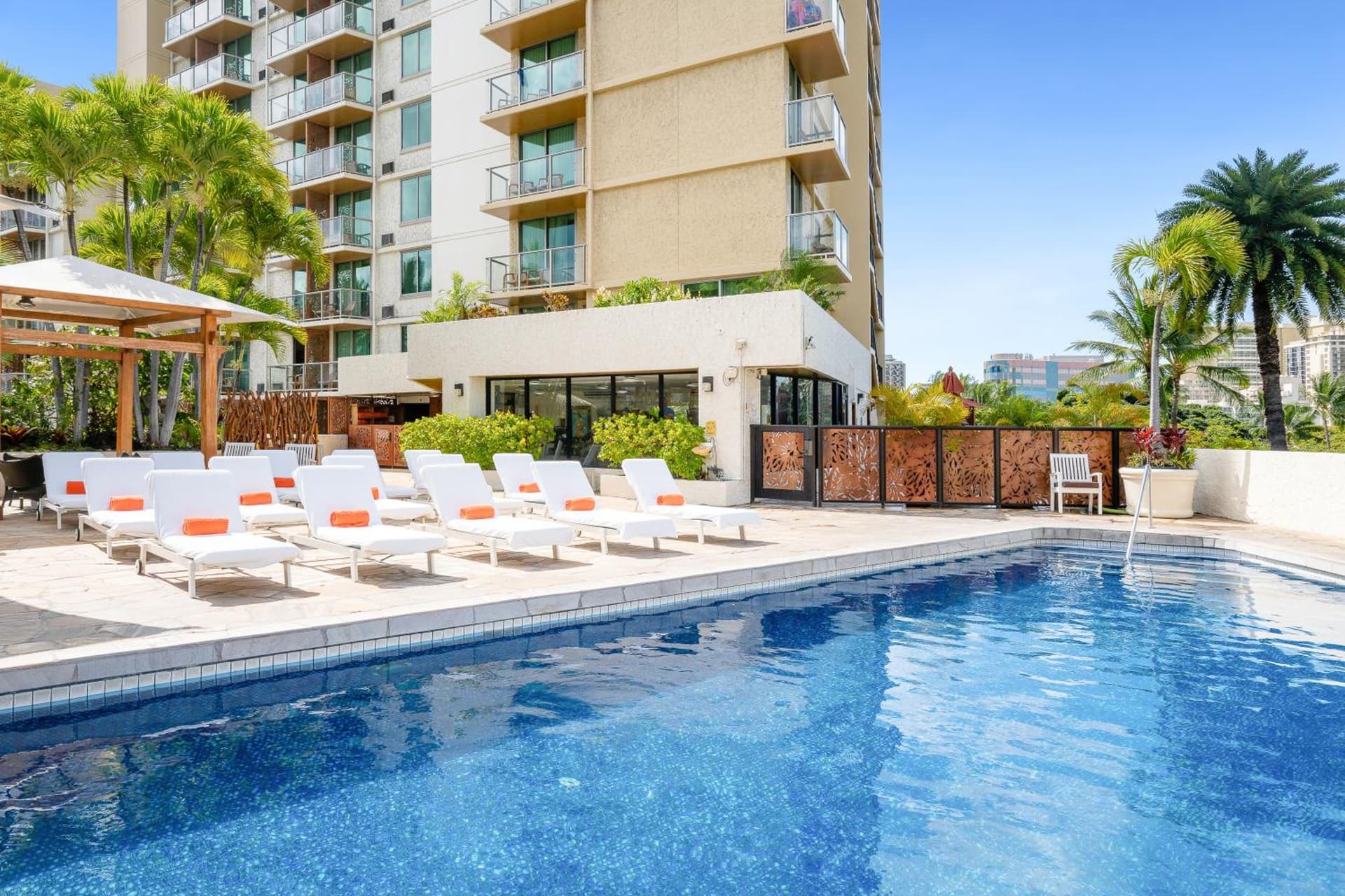 Luana Waikiki Hotel & Suites gallery photo in Honolulu, HI — image 16