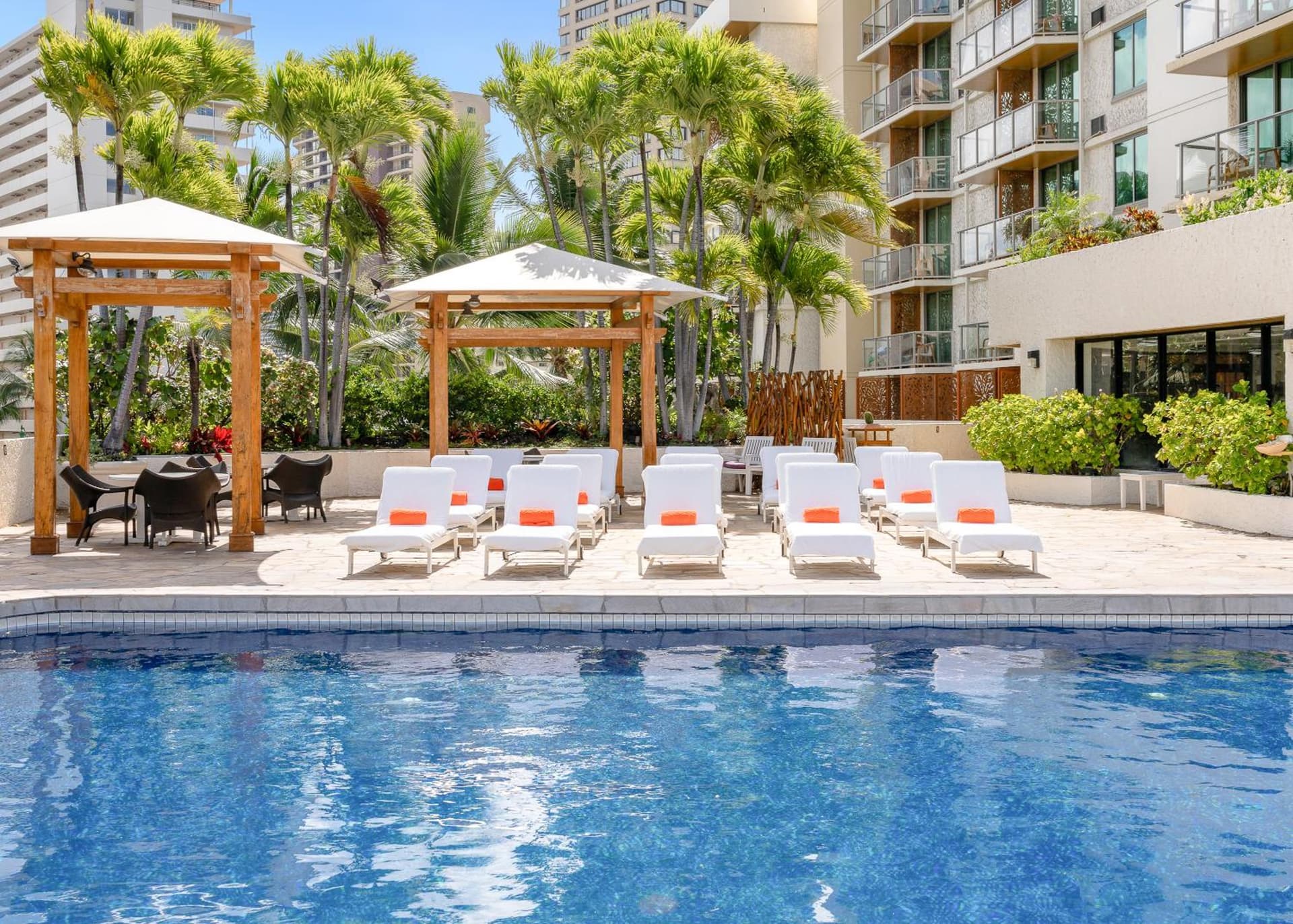 Luana Waikiki Hotel & Suites gallery photo in Honolulu, HI — image 5