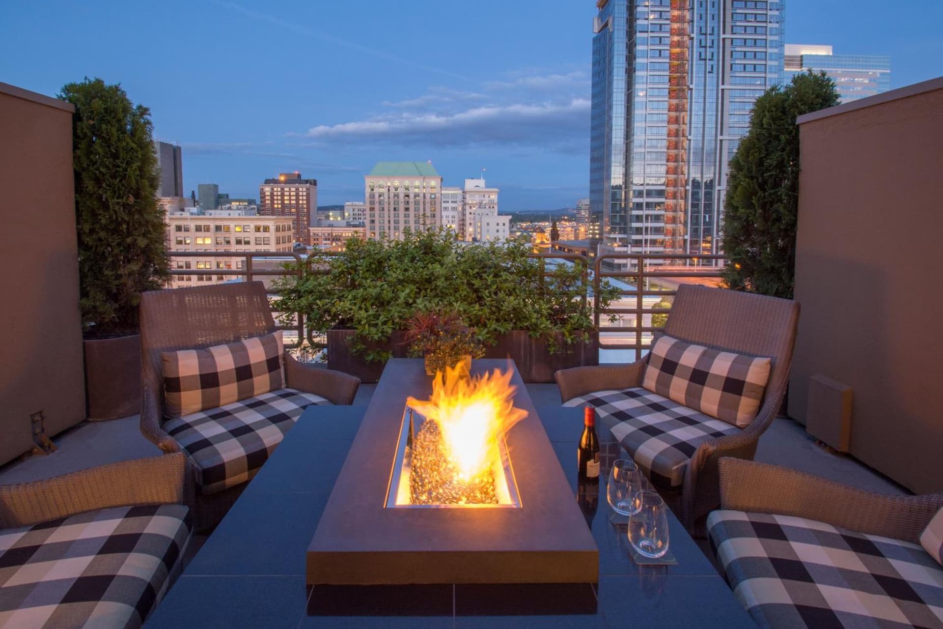 Sentinel Hotel property views in Portland, OR — gallery photo 3