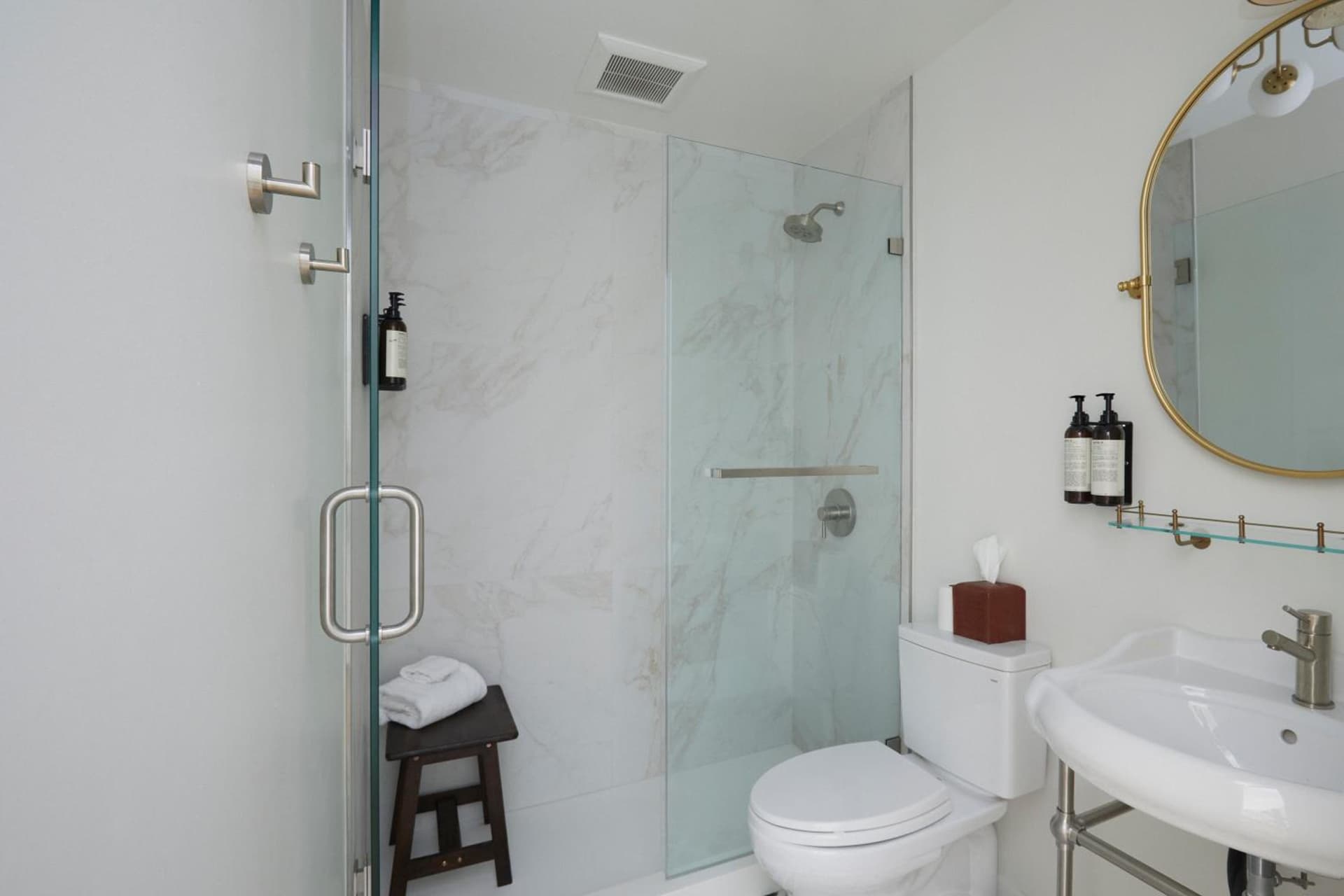 Granger Hotel San Diego Downtown Gaslamp Quarter, a Member of Design Hotels interior in San Diego, CA — gallery photo 2