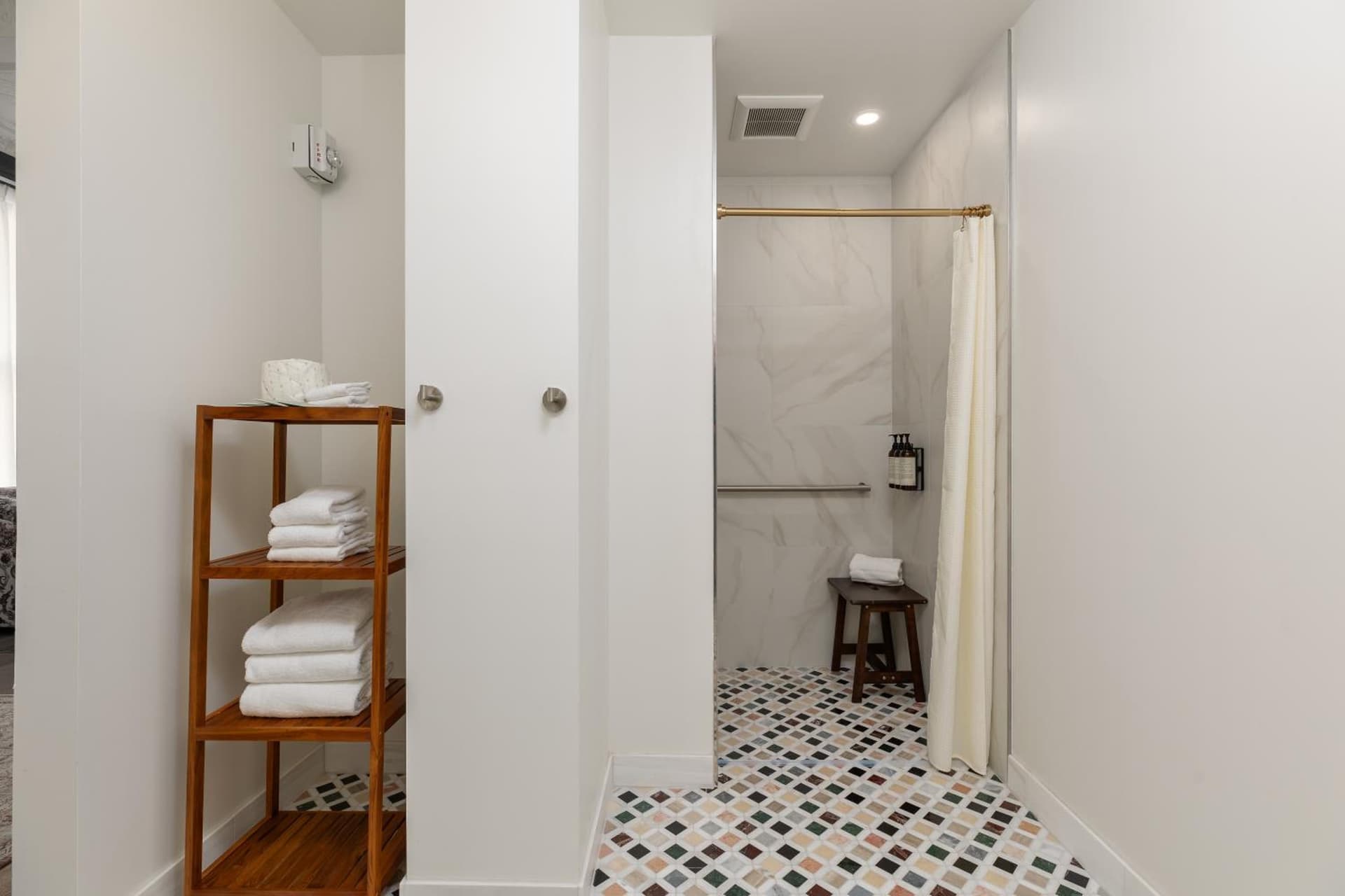 Granger Hotel San Diego Downtown Gaslamp Quarter, a Member of Design Hotels gallery photo in San Diego, CA — image 12