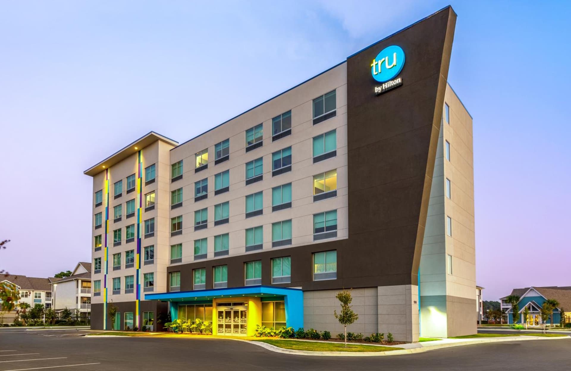 Tru By Hilton Panama City Beach gallery photo in Panama City Beach, FL — image 11