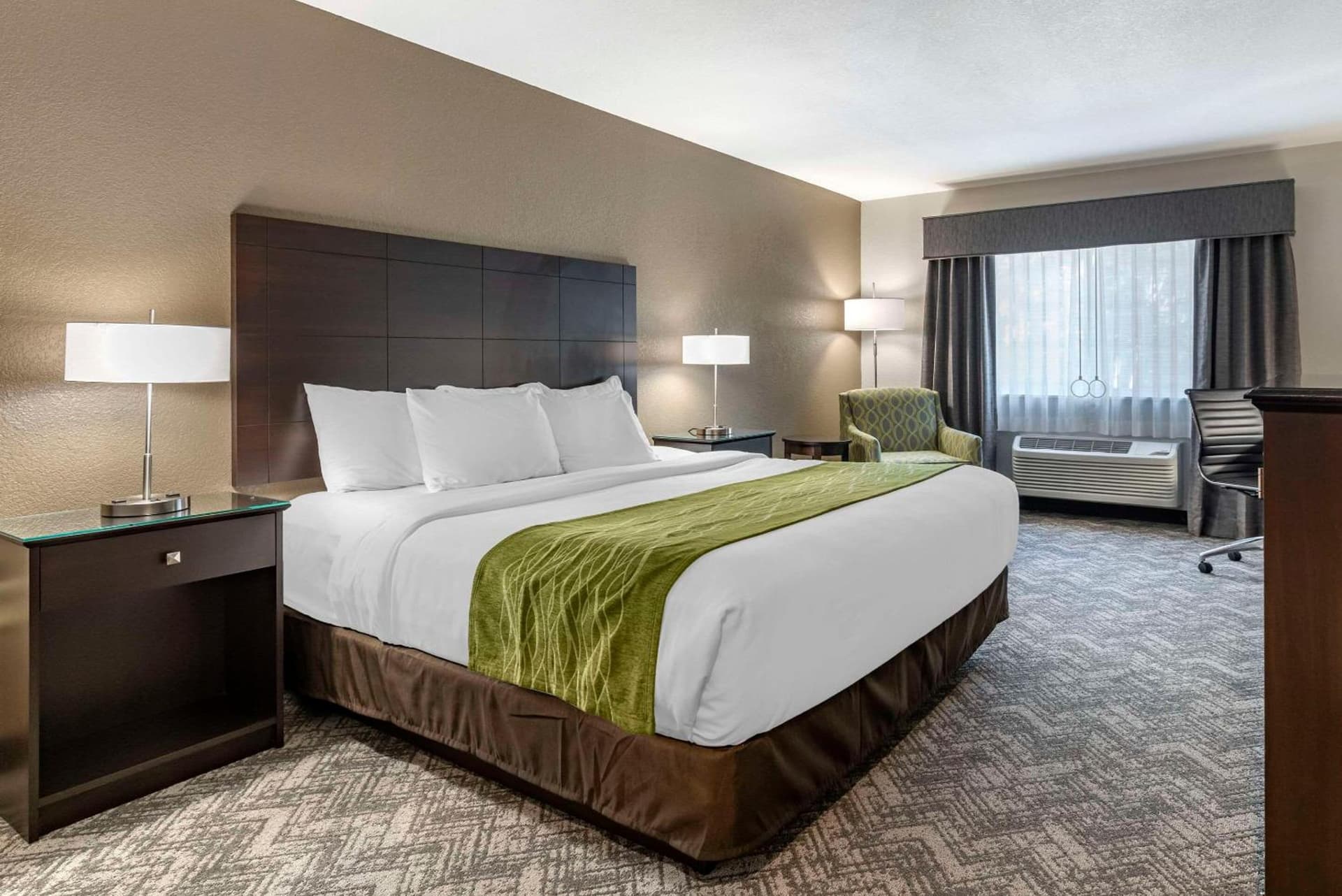 Comfort Inn & Suites Tualatin - Lake Oswego South gallery photo in Tualatin, OR — image 26