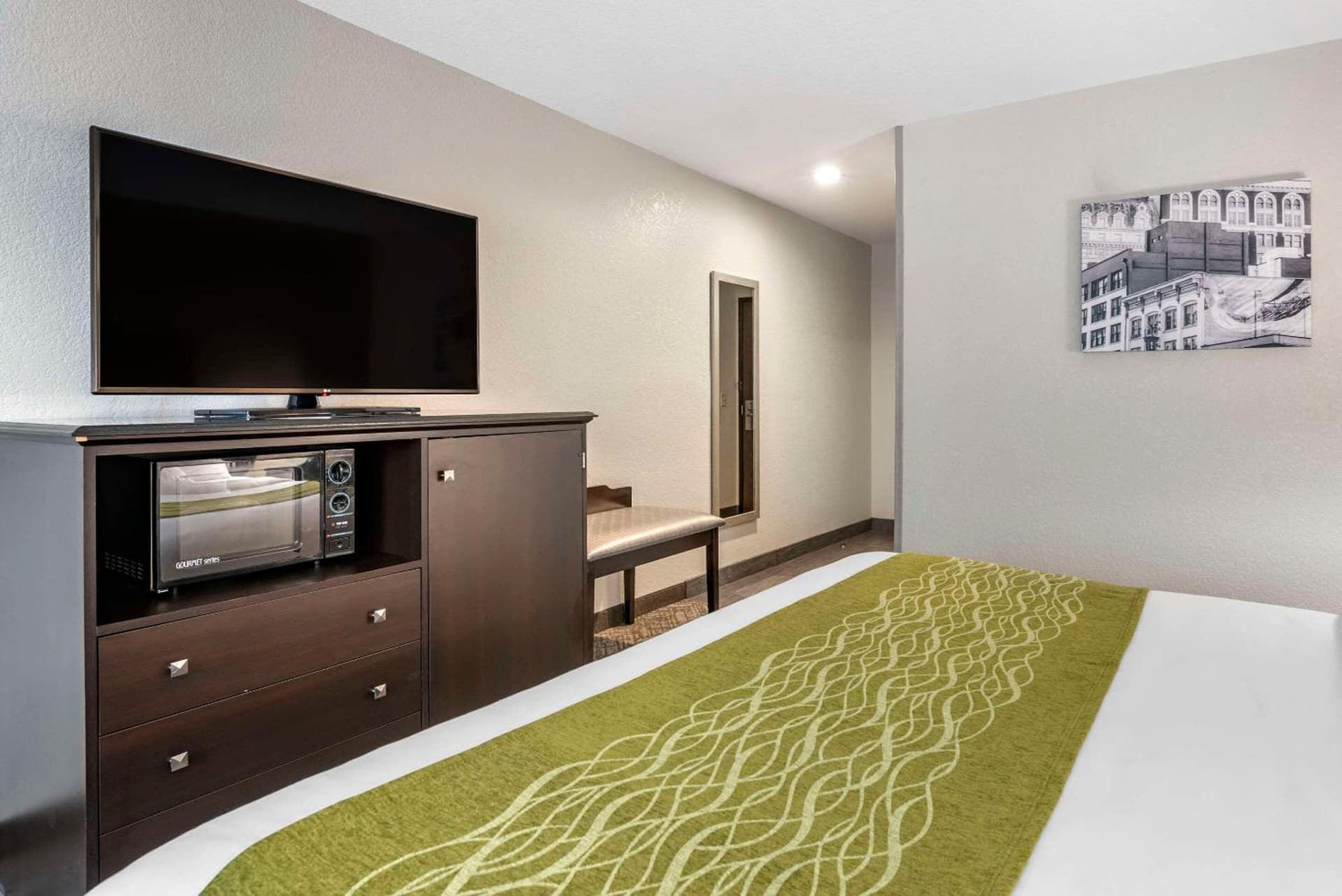 Comfort Inn & Suites Tualatin - Lake Oswego South gallery photo in Tualatin, OR — image 30