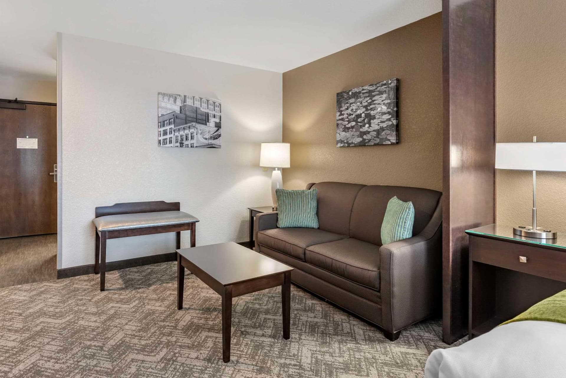 Comfort Inn & Suites Tualatin - Lake Oswego South gallery photo in Tualatin, OR — image 28