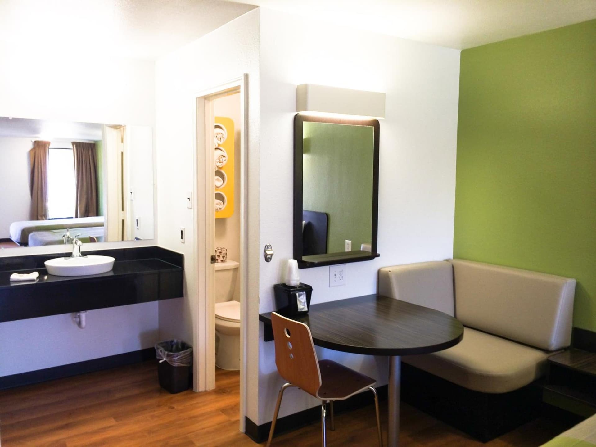 Motel 6-Longview, TX - North gallery photo in Longview, TX — image 7