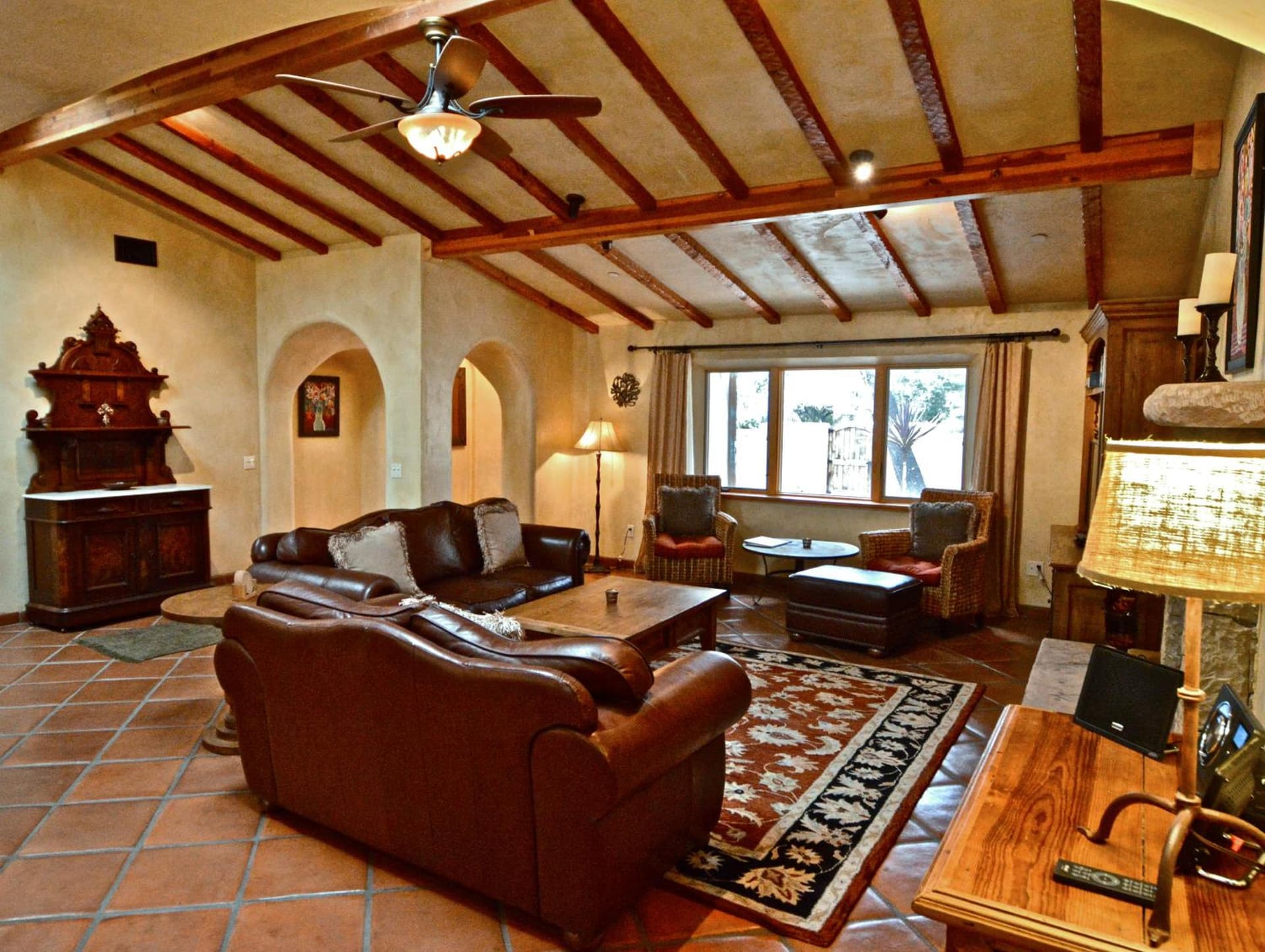 Blue Iguana Inn gallery photo in Ojai, CA — image 23