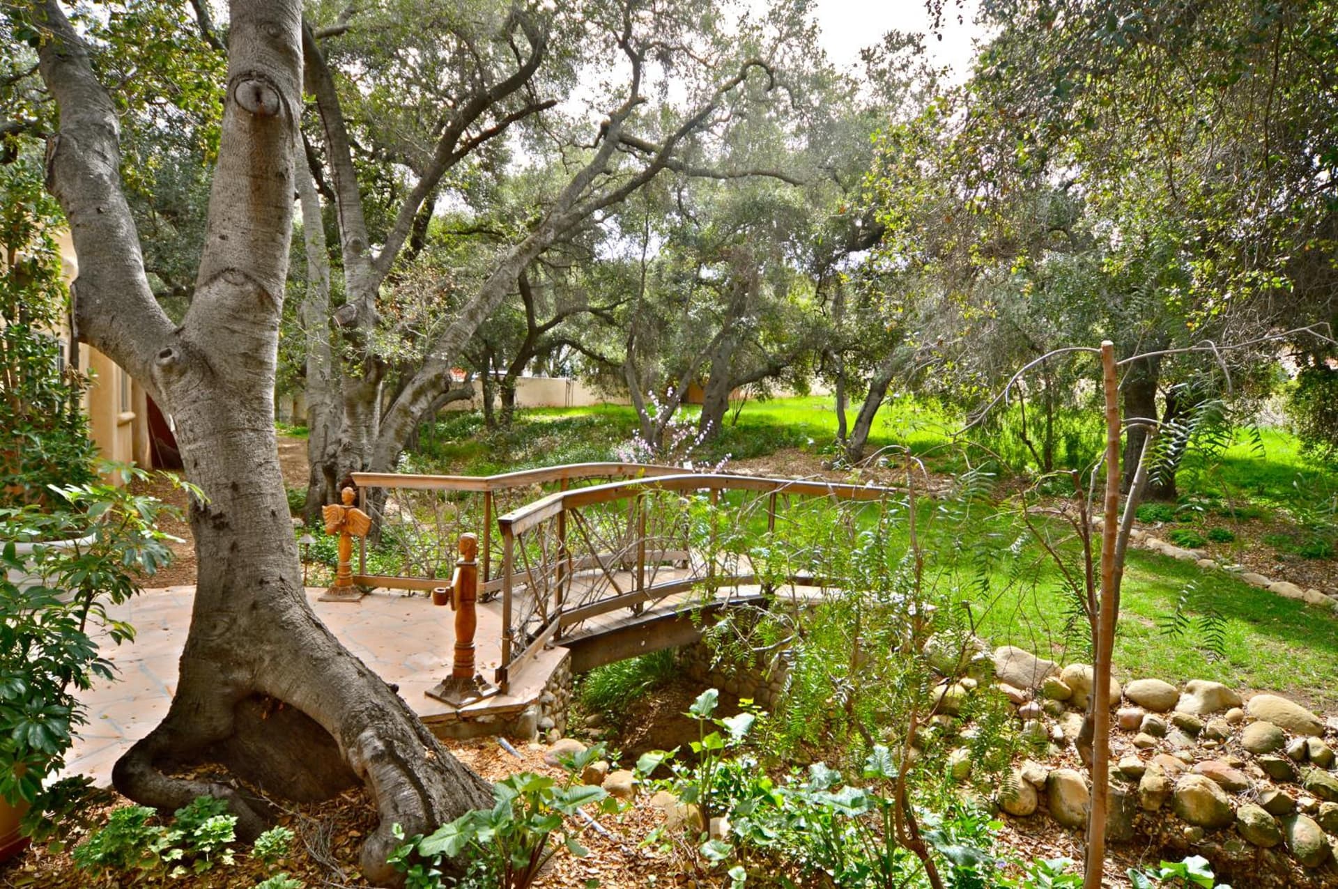 Blue Iguana Inn gallery photo in Ojai, CA — image 31