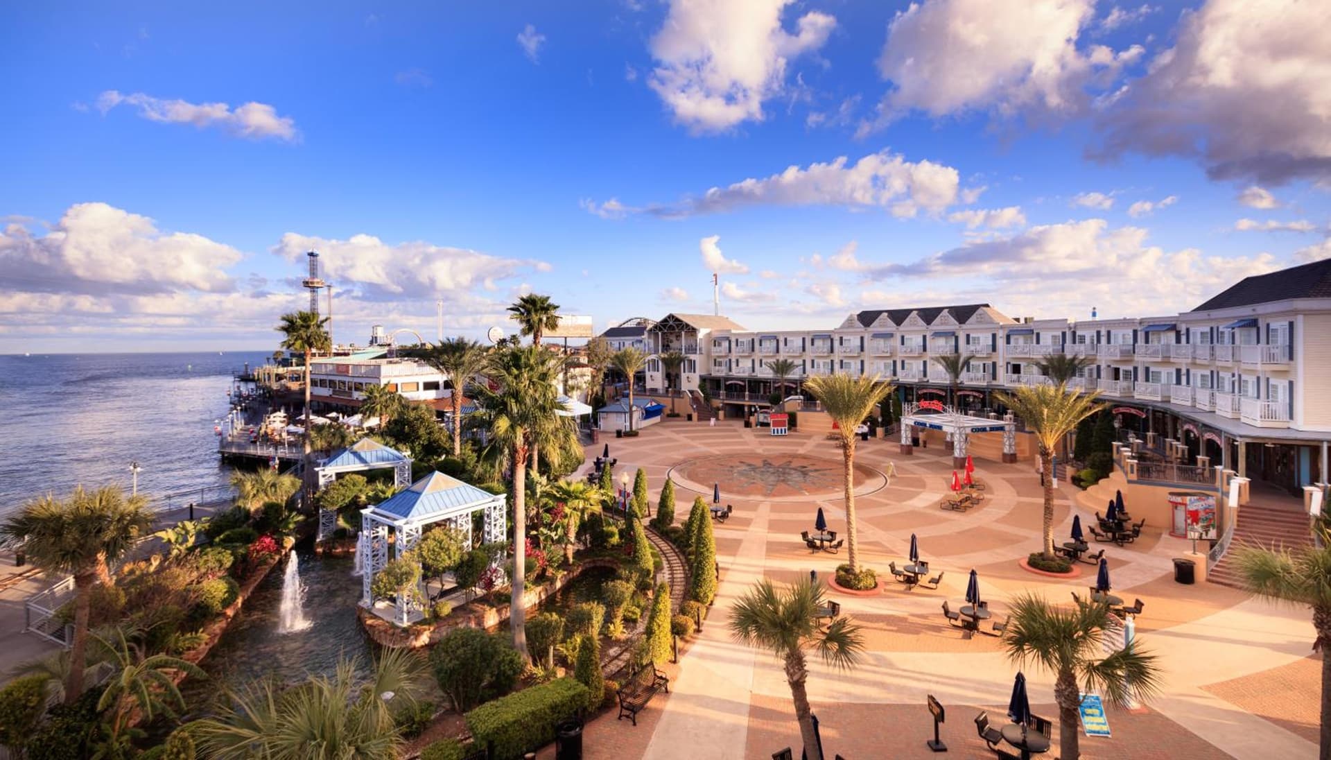 Kemah Boardwalk Inn exterior or lobby in Kemah, TX — main listing photo