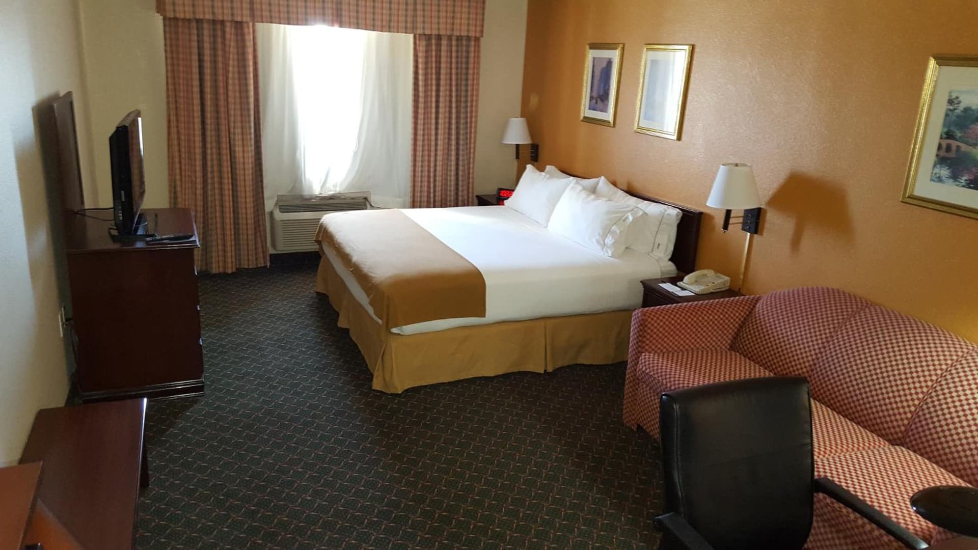 Country Inn & Suites by Radisson, Fort Worth West l-30 NAS JRB gallery photo in Fort Worth, TX — image 21