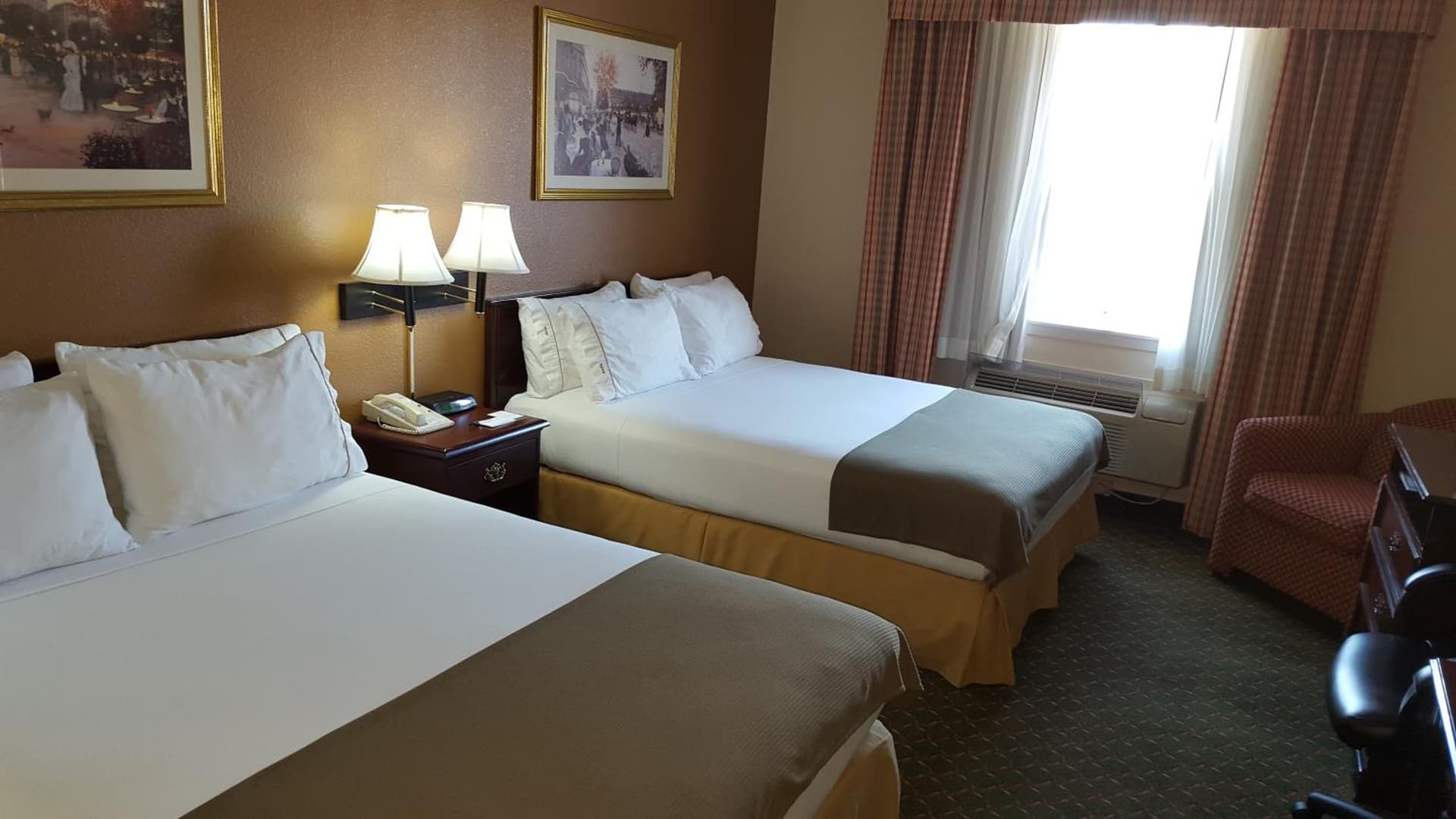 Country Inn & Suites by Radisson, Fort Worth West l-30 NAS JRB gallery photo in Fort Worth, TX — image 22