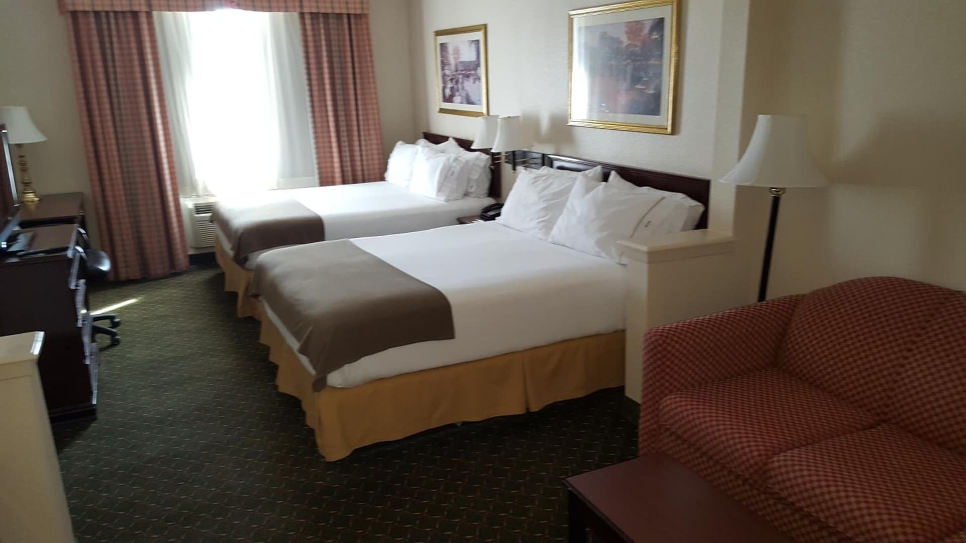Country Inn & Suites by Radisson, Fort Worth West l-30 NAS JRB gallery photo in Fort Worth, TX — image 61