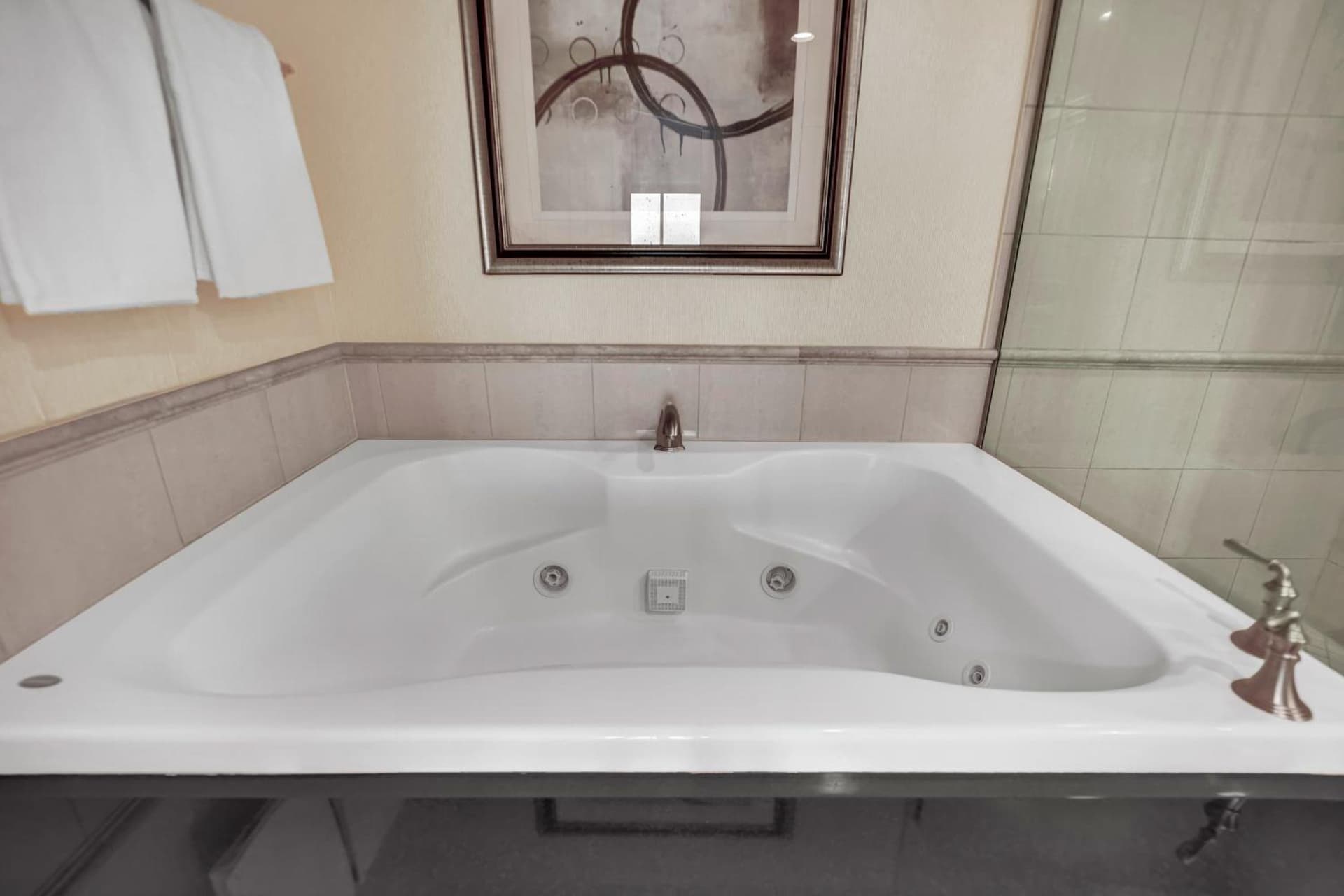 Sakura Serenity Studio-No Resort Fee property views in Paradise, NV — gallery photo 3