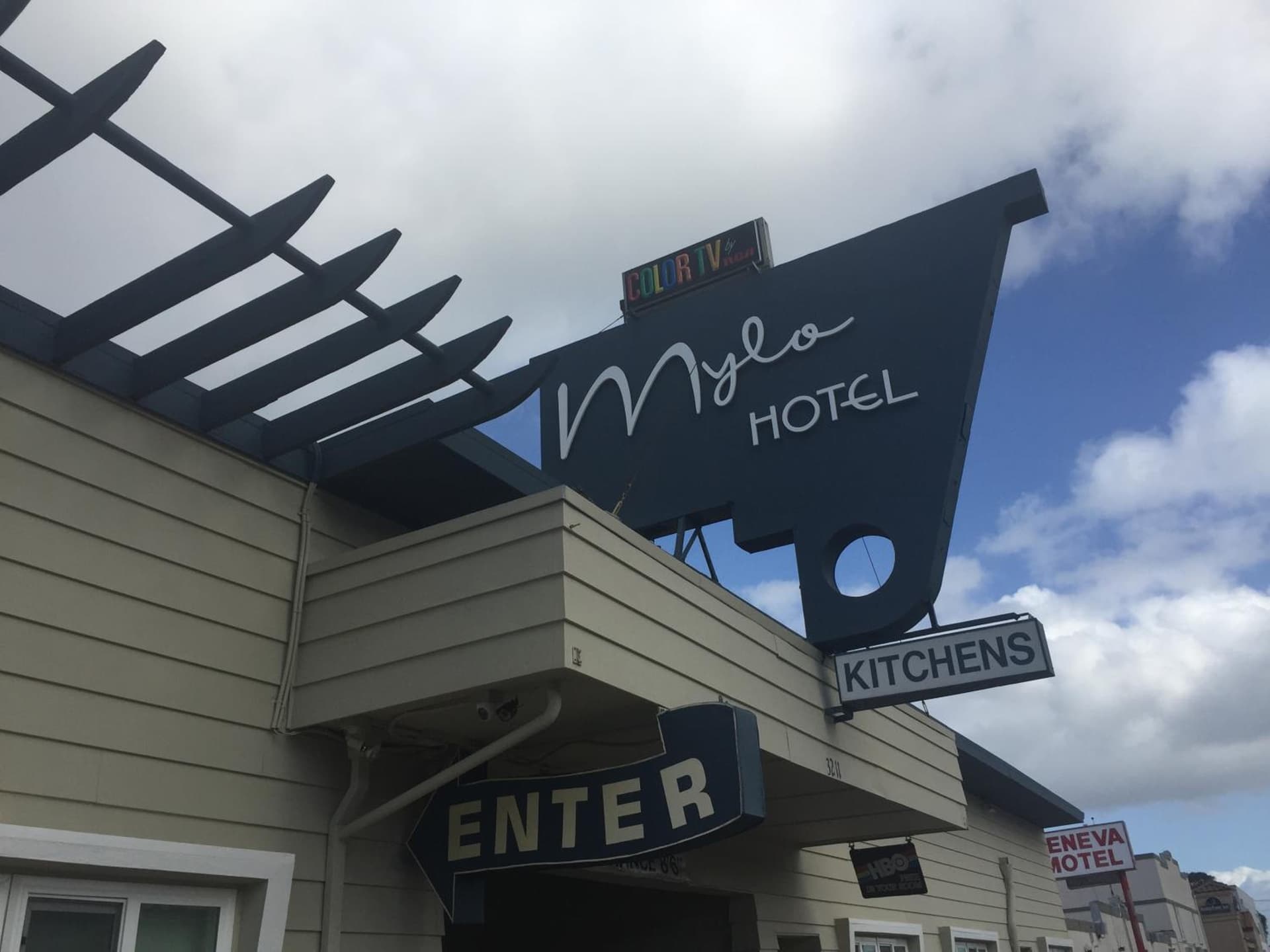 Mylo Hotel gallery photo in Daly City, CA — image 28