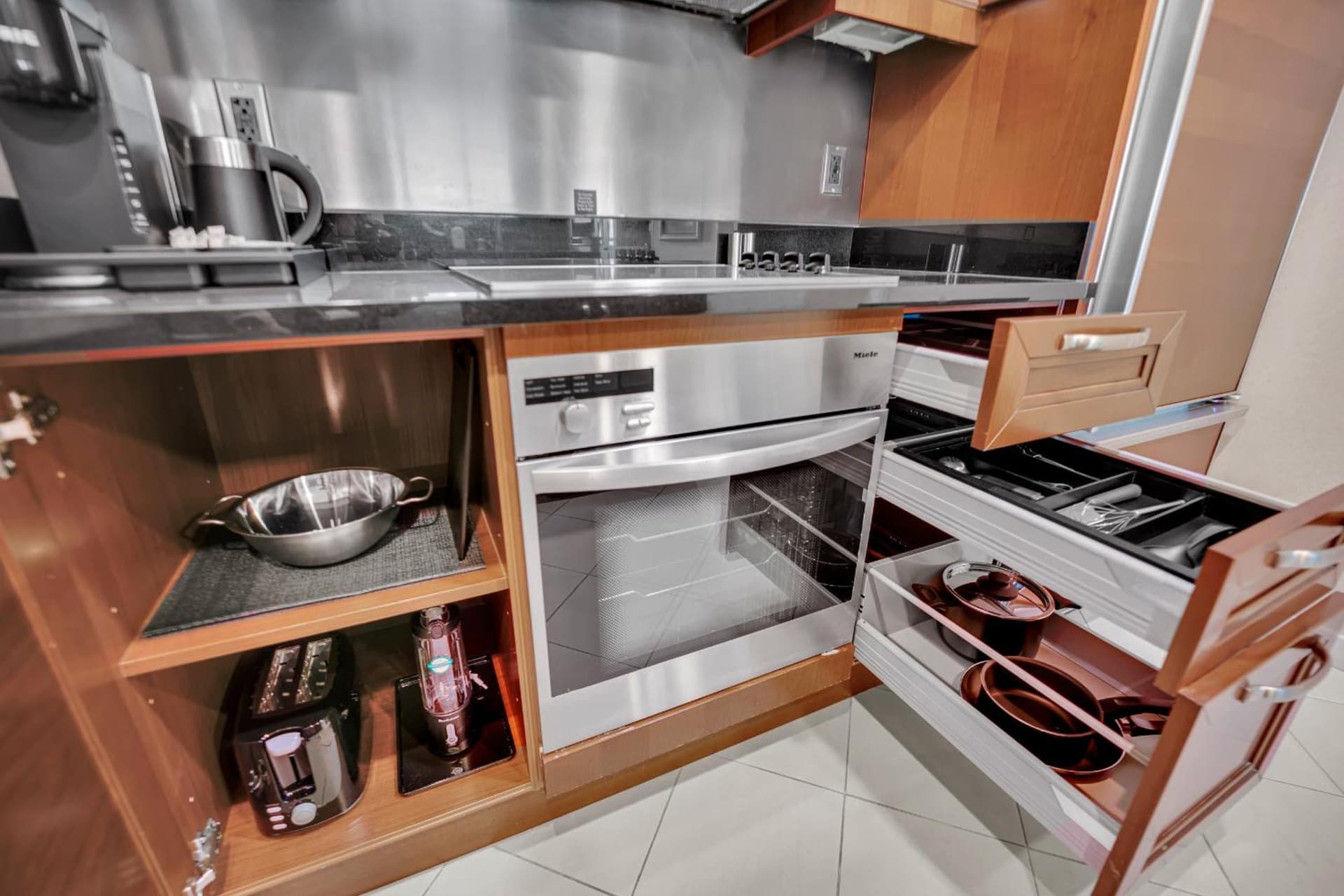 Kintsugi Retreat-Condo-StripView-No Resort Fee gallery photo in Paradise, NV — image 84