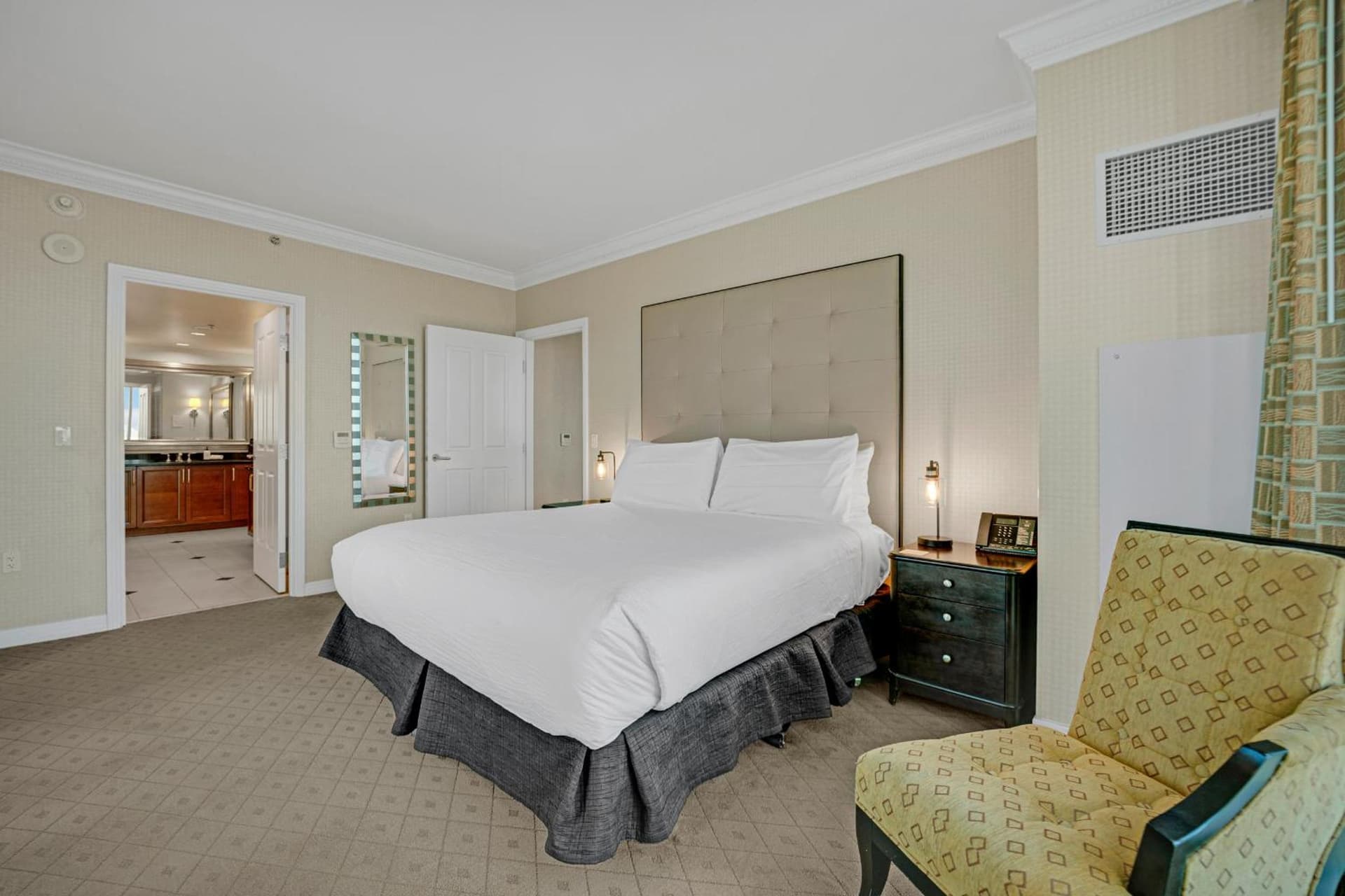 Kintsugi Retreat-Condo-StripView-No Resort Fee gallery photo in Paradise, NV — image 68