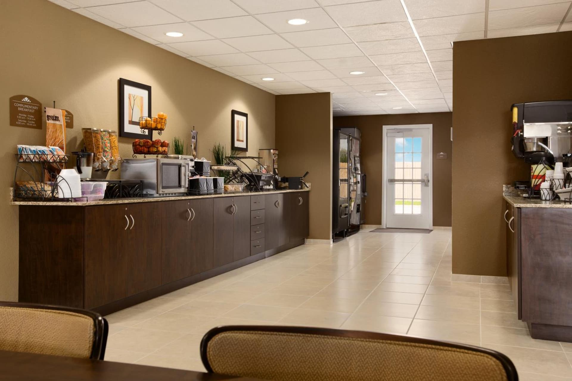 Microtel Inn & Suites by Wyndham gallery photo in Midland, TX — image 10
