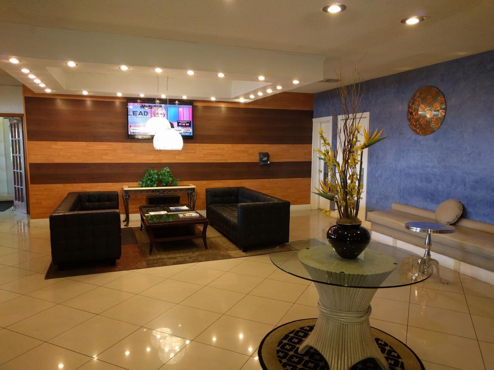 Red Carpet Inn Airport and Cruise Port Hotel Fort Lauderdale gallery photo in Fort Lauderdale, FL — image 33