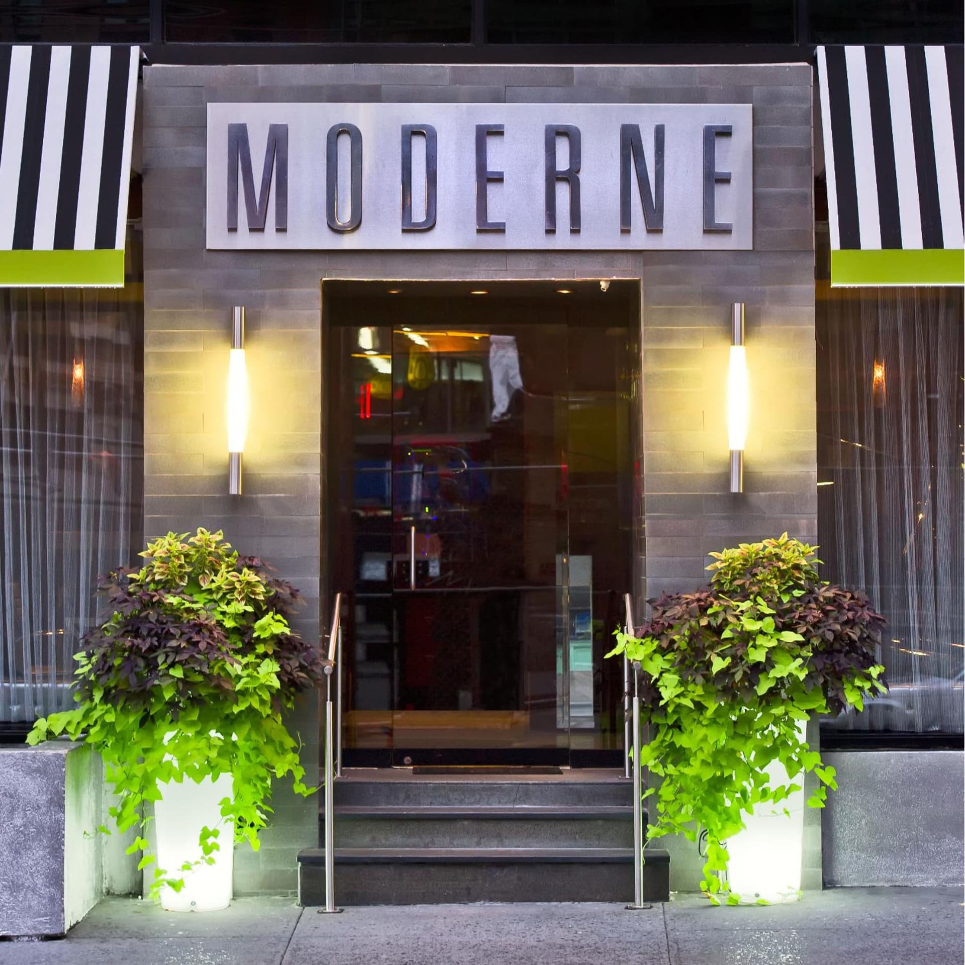 Moderne Hotel exterior or lobby in New York, NY — main listing photo