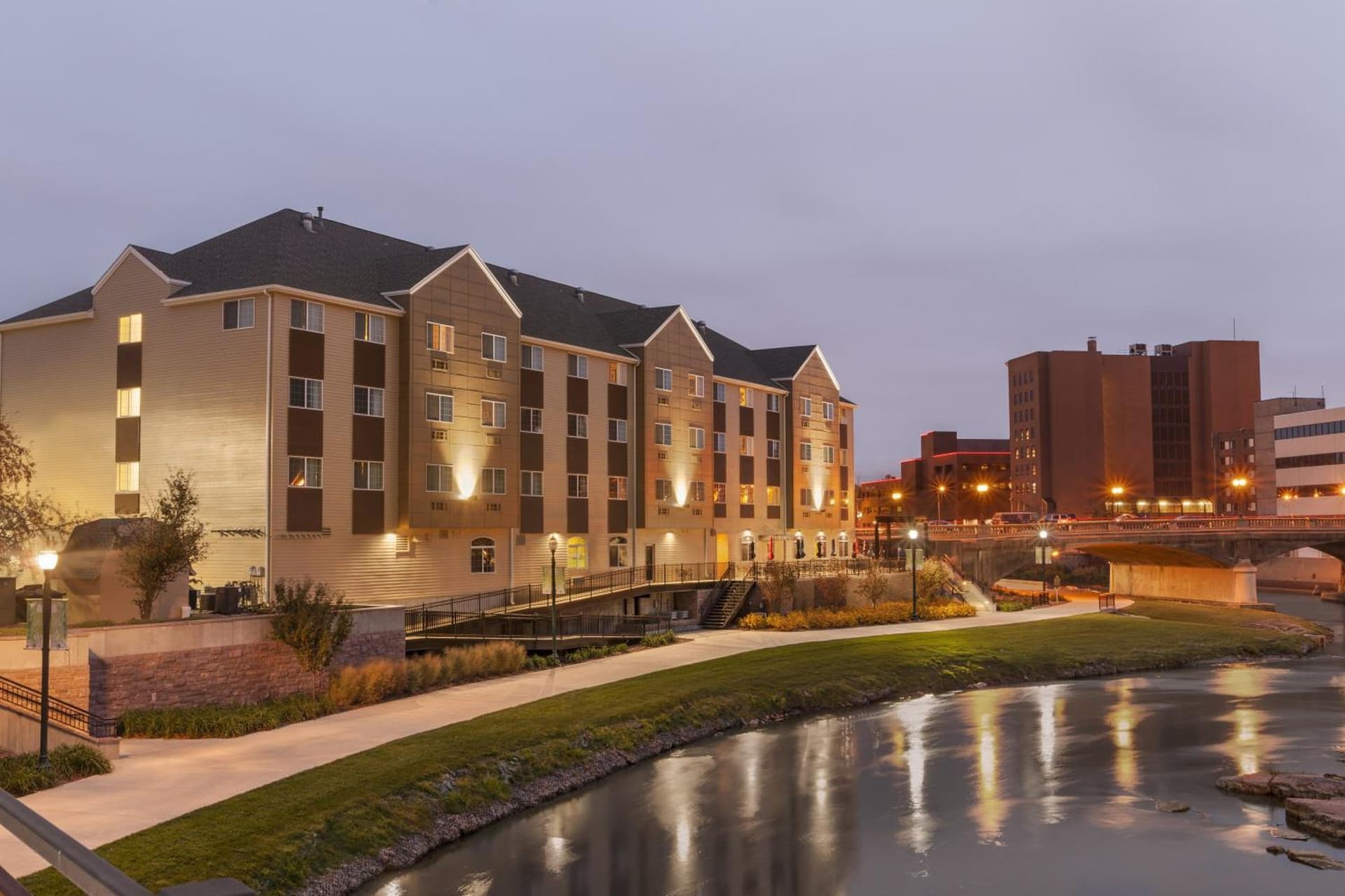 Country Inn & Suites by Radisson, Sioux Falls gallery photo in Sioux Falls, SD — image 30