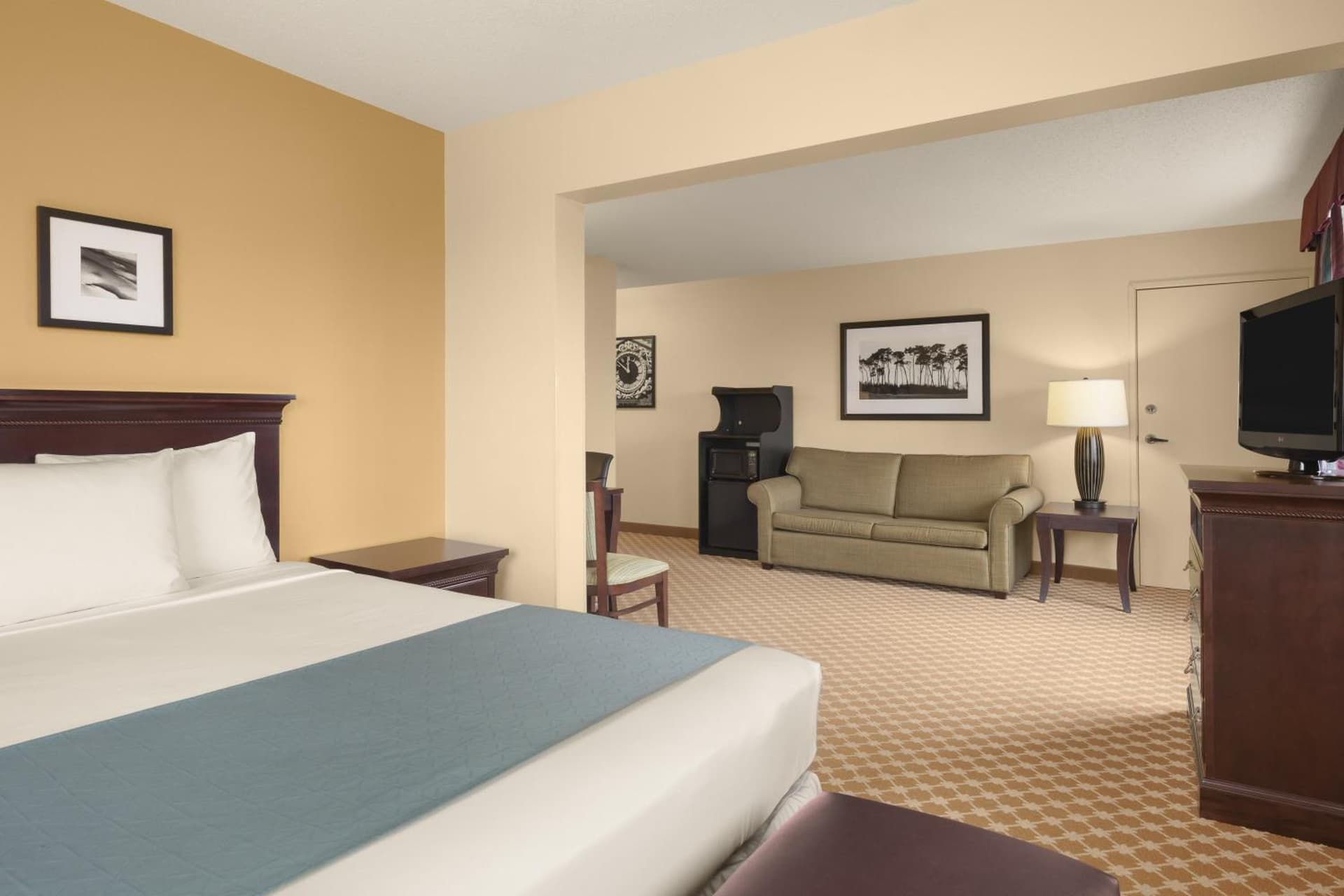 Country Inn & Suites by Radisson, Sioux Falls gallery photo in Sioux Falls, SD — image 5