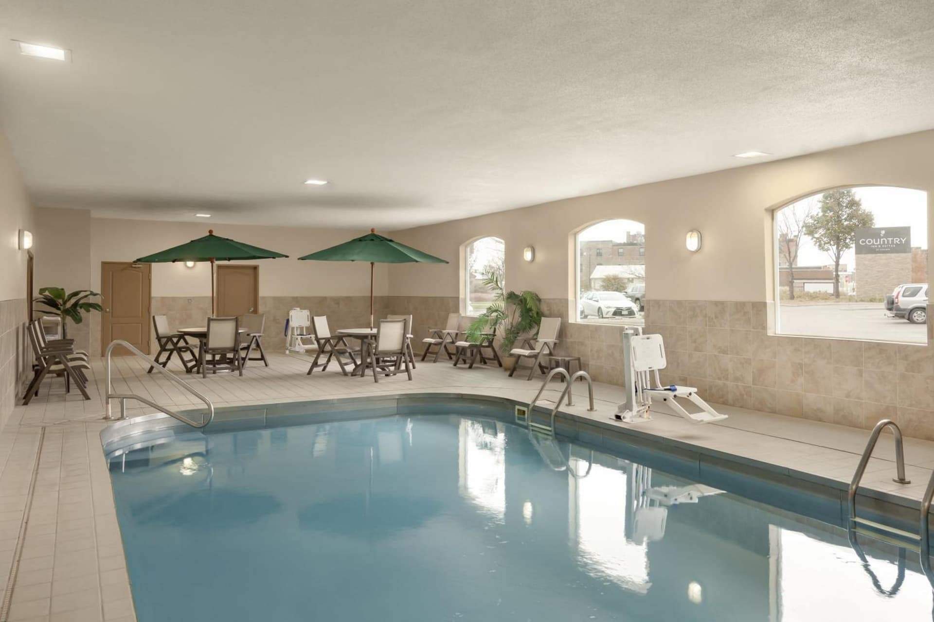 Country Inn & Suites by Radisson, Sioux Falls gallery photo in Sioux Falls, SD — image 35