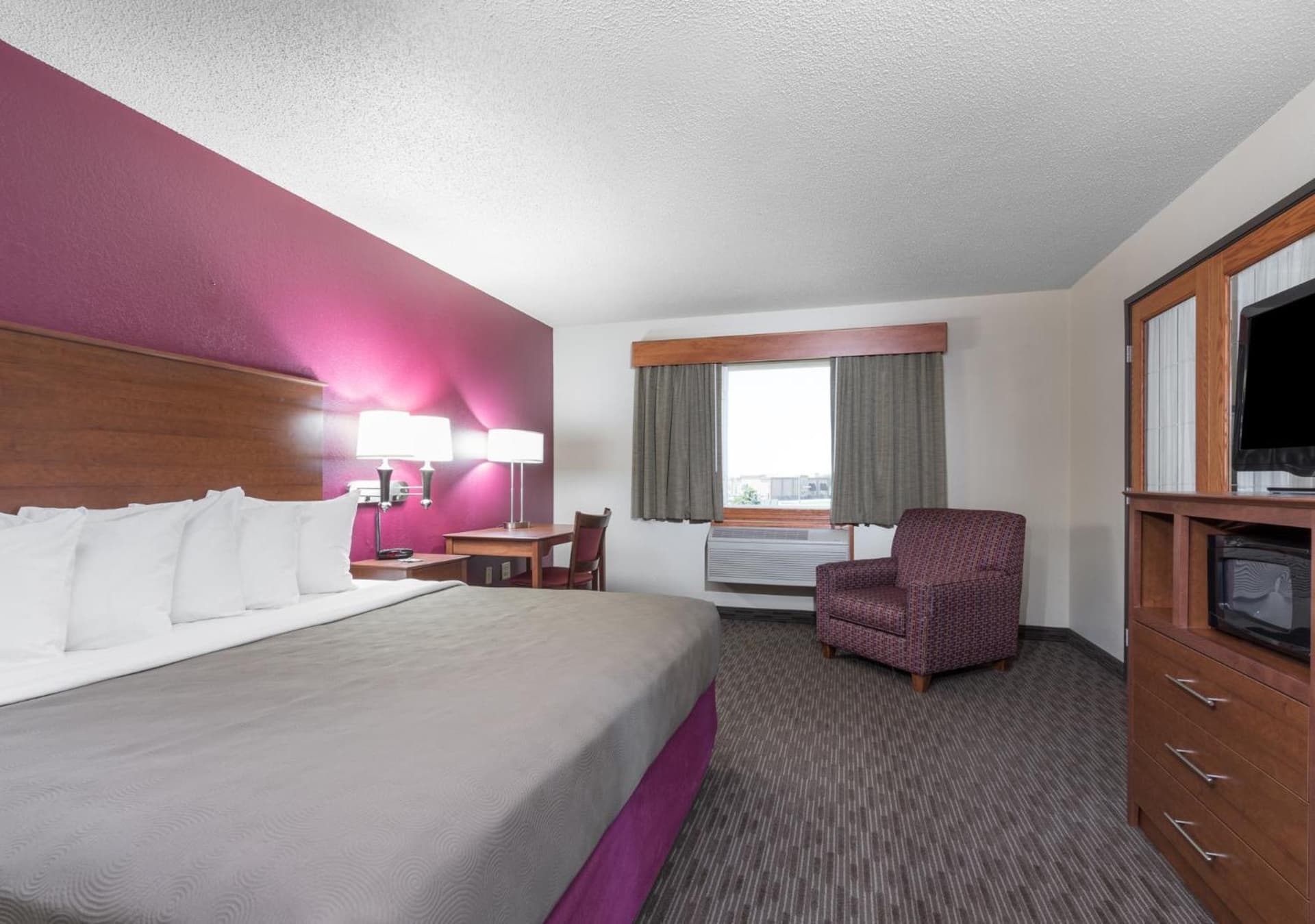AmericInn by Wyndham Baldwin gallery photo in Baldwin, WI — image 31
