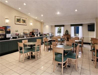 Ramada by Wyndham Columbia gallery photo in Columbia, MO — image 28