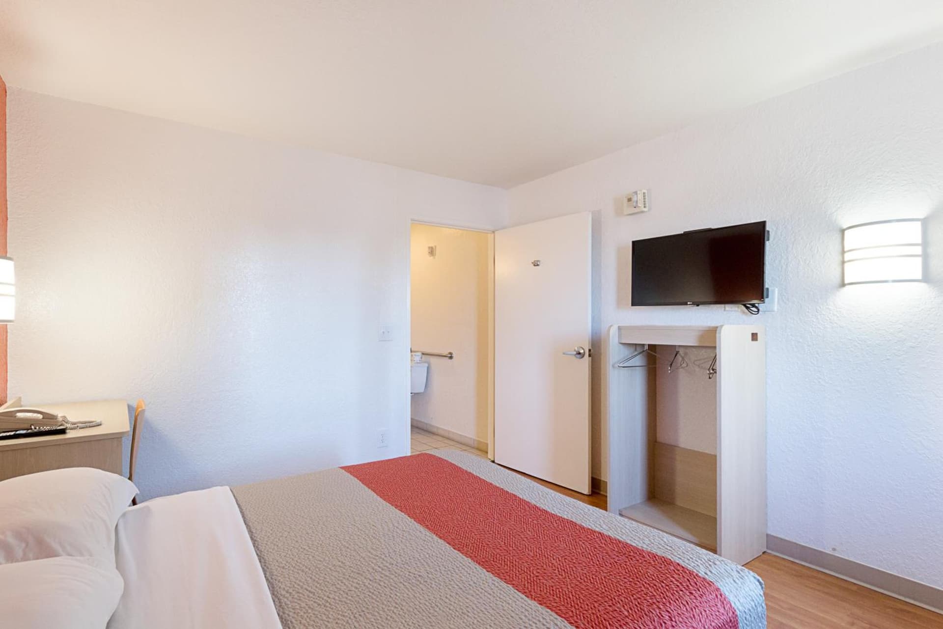 Motel 6-Mcallen, TX gallery photo in McAllen, TX — image 44