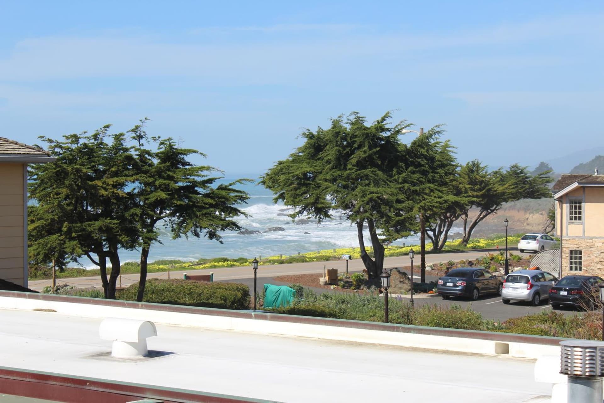 Cambria Shores Inn gallery photo in Cambria, CA — image 27