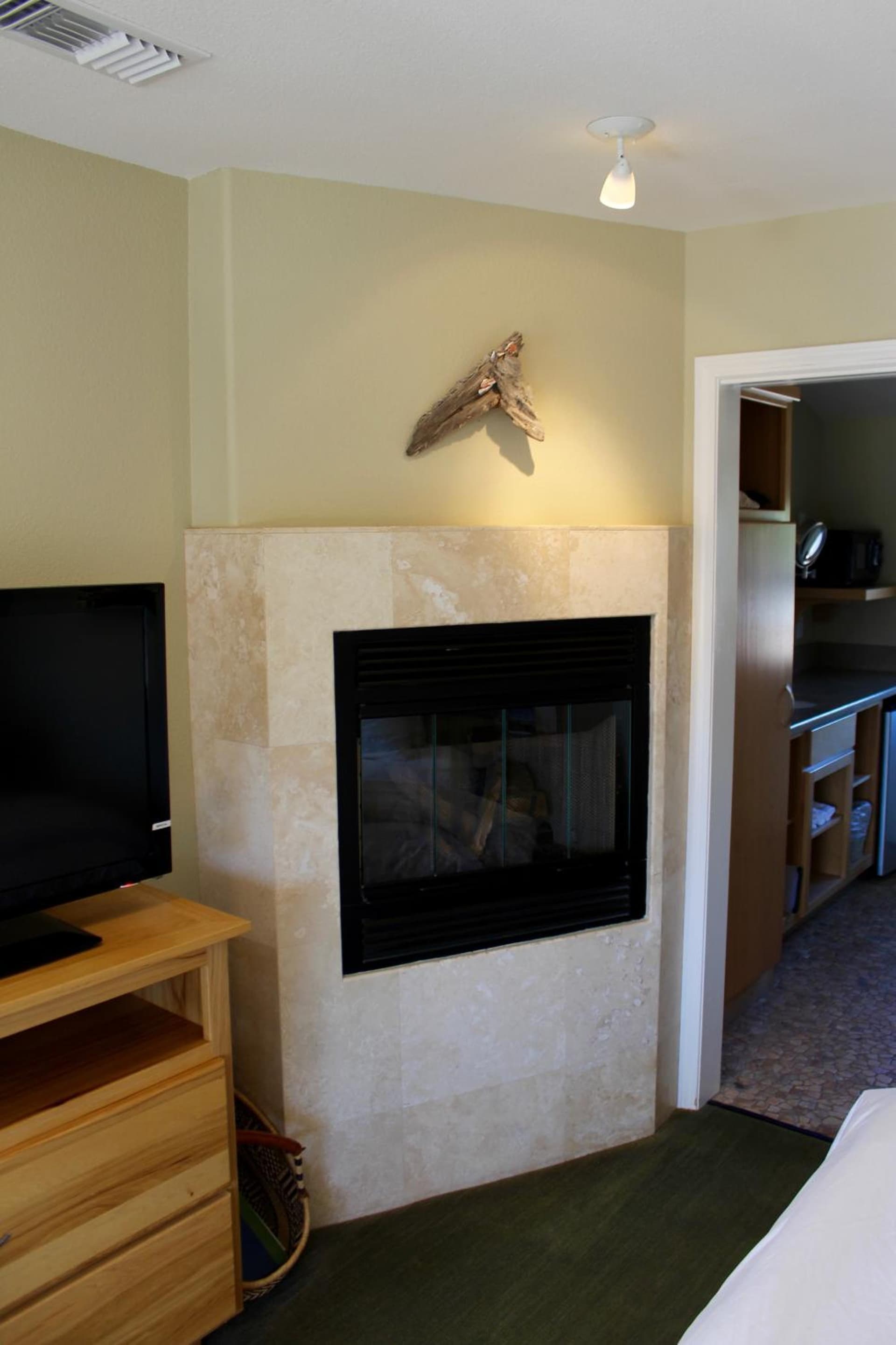 Cambria Shores Inn gallery photo in Cambria, CA — image 80