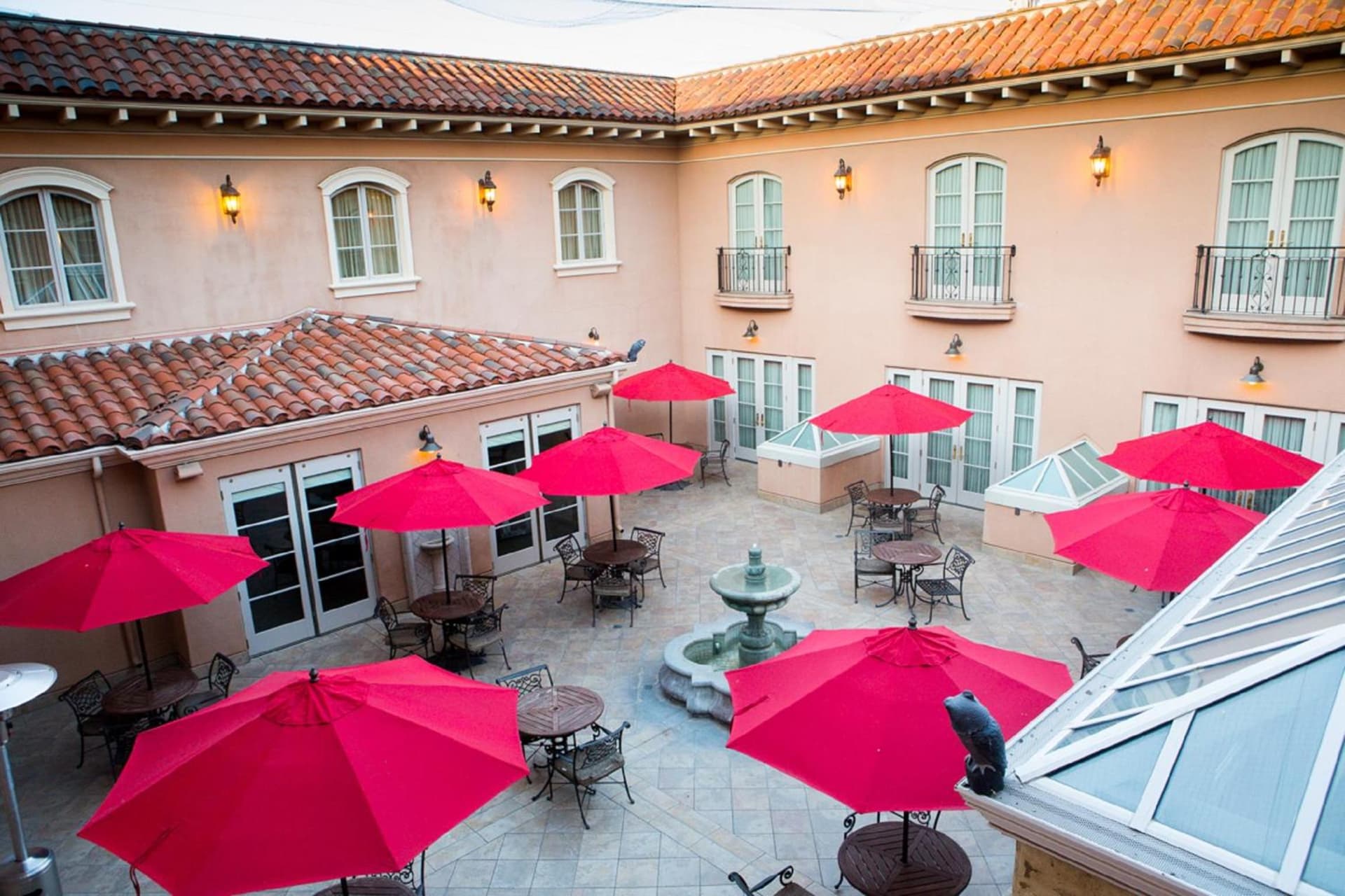 The Carlton Hotel, Atascadero Paso Robles, a Tribute Portfolio Hotel gallery photo in Atascadero, CA — image 7