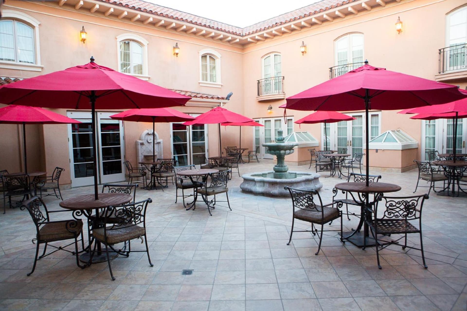 The Carlton Hotel, Atascadero Paso Robles, a Tribute Portfolio Hotel interior in Atascadero, CA — gallery photo 2