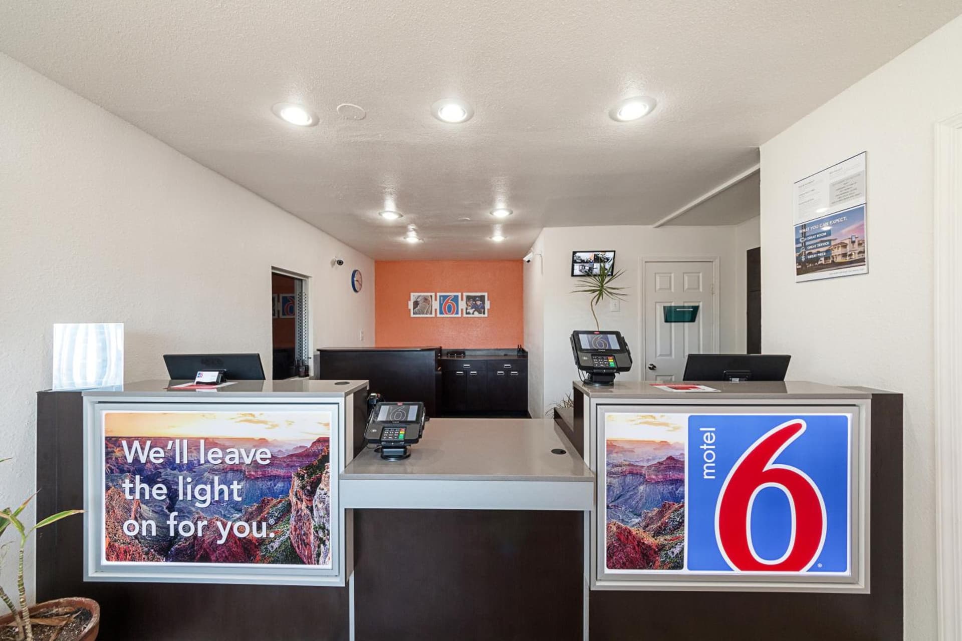 Motel 6-Mcallen, TX gallery photo in McAllen, TX — image 55