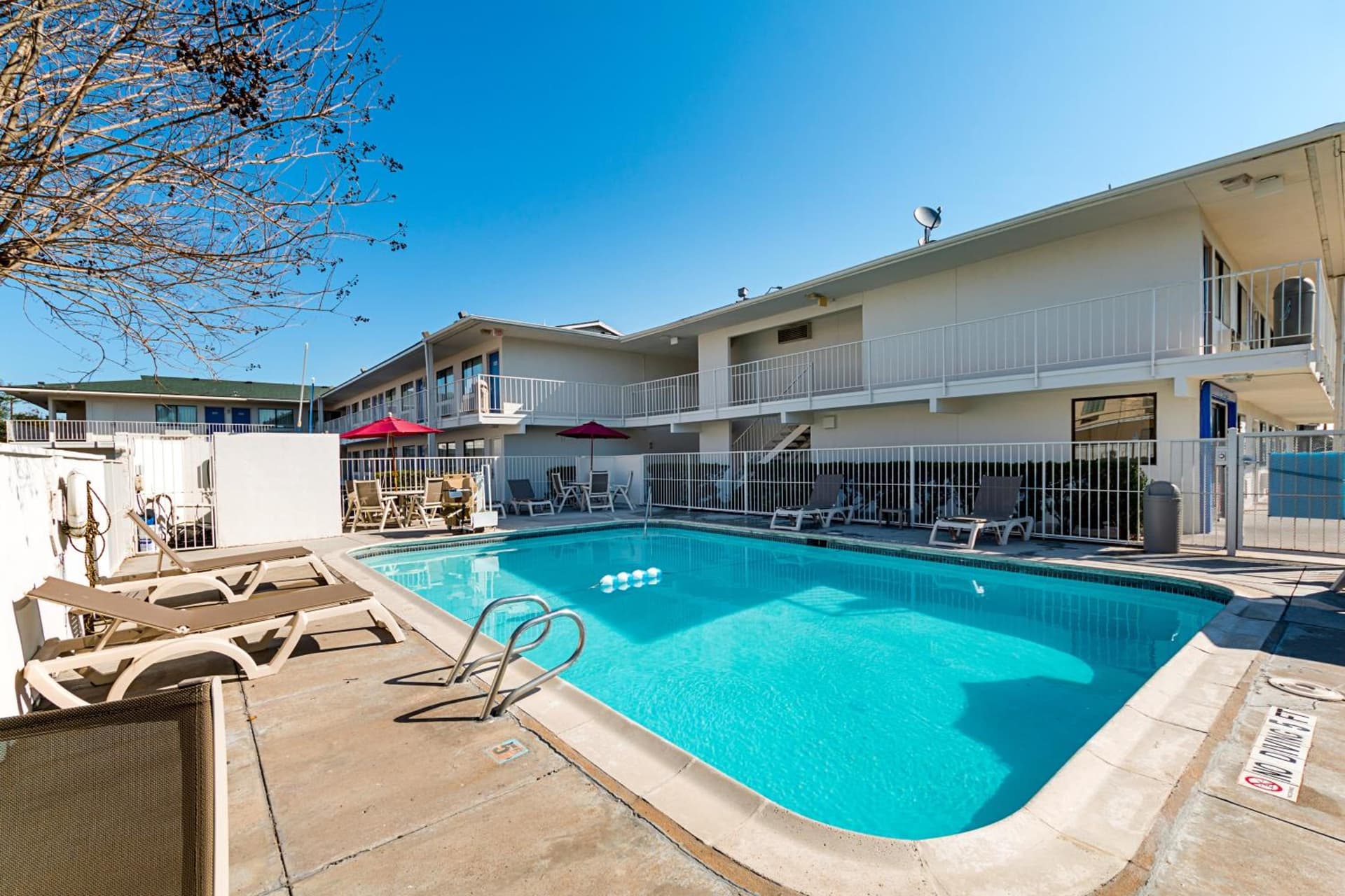 Motel 6-Mcallen, TX gallery photo in McAllen, TX — image 17